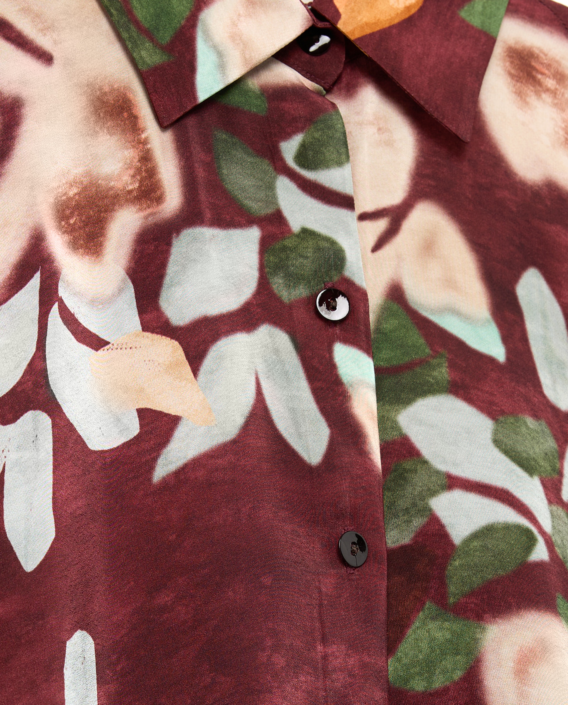 Blusa com Estampado Floral Vermelho-2
