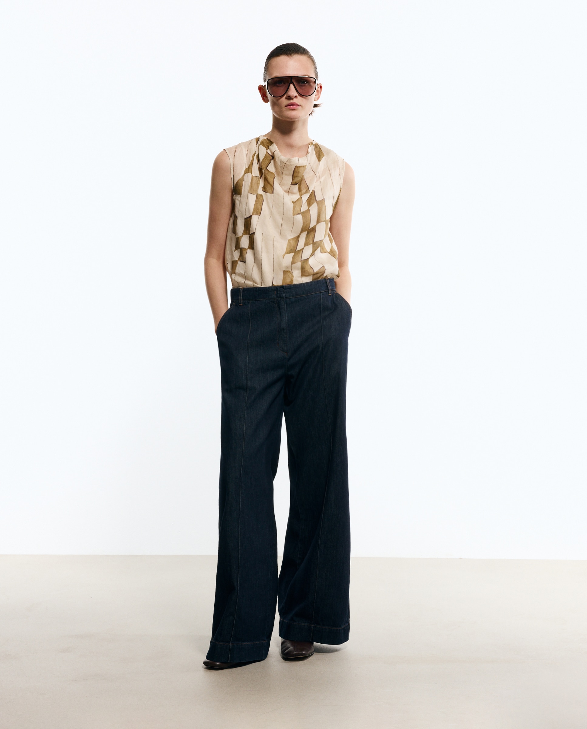 Imagem 0 de Top com Gola Bouche