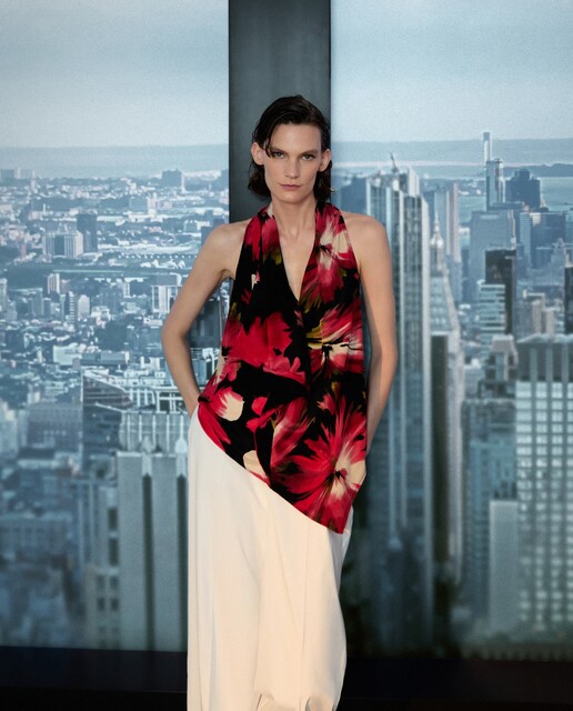 Imagen 0 de Top halter de mujer estampado