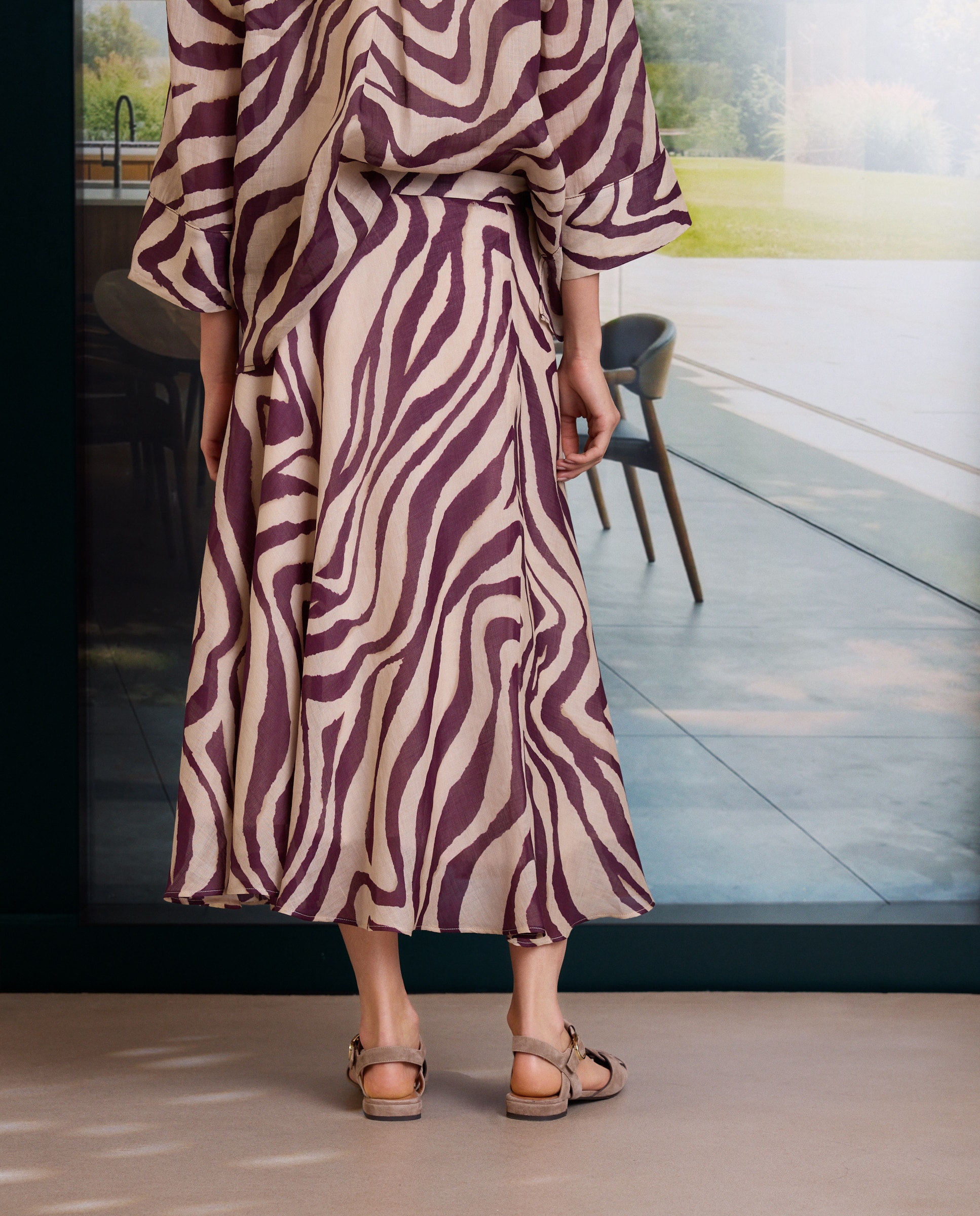 Saia midi com animal print Roxo-3