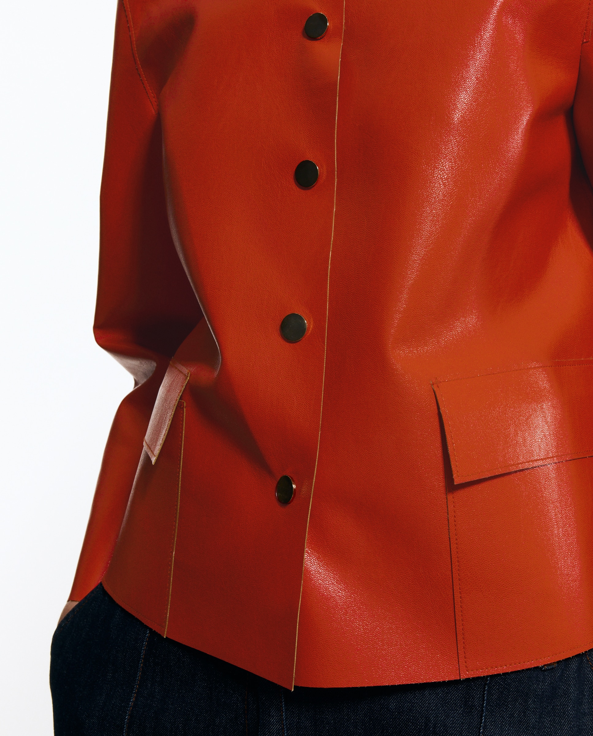 Casaco em Pele Vegana com Bolsos de Remendo Vermelho-5
