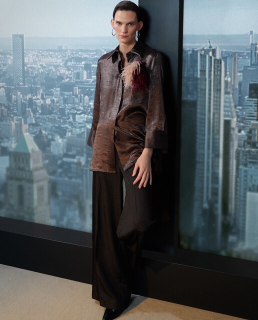 Imagem 0 de Blusa Lisa de Manga Comprida