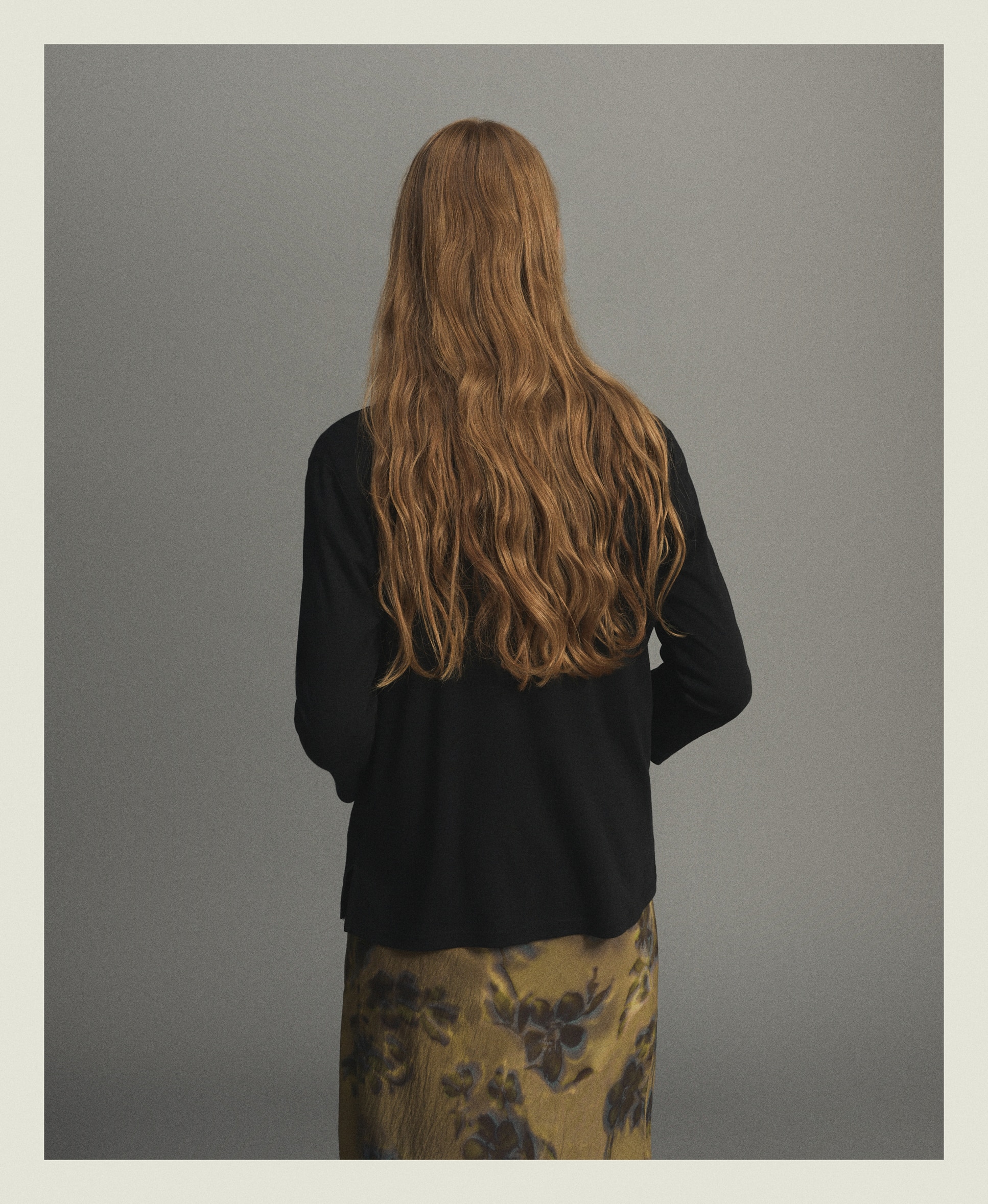 Imagen 3 de Camiseta de mujer con manga larga y tejido combinado - Woman Limited El Corte Inglés - Negro Negro