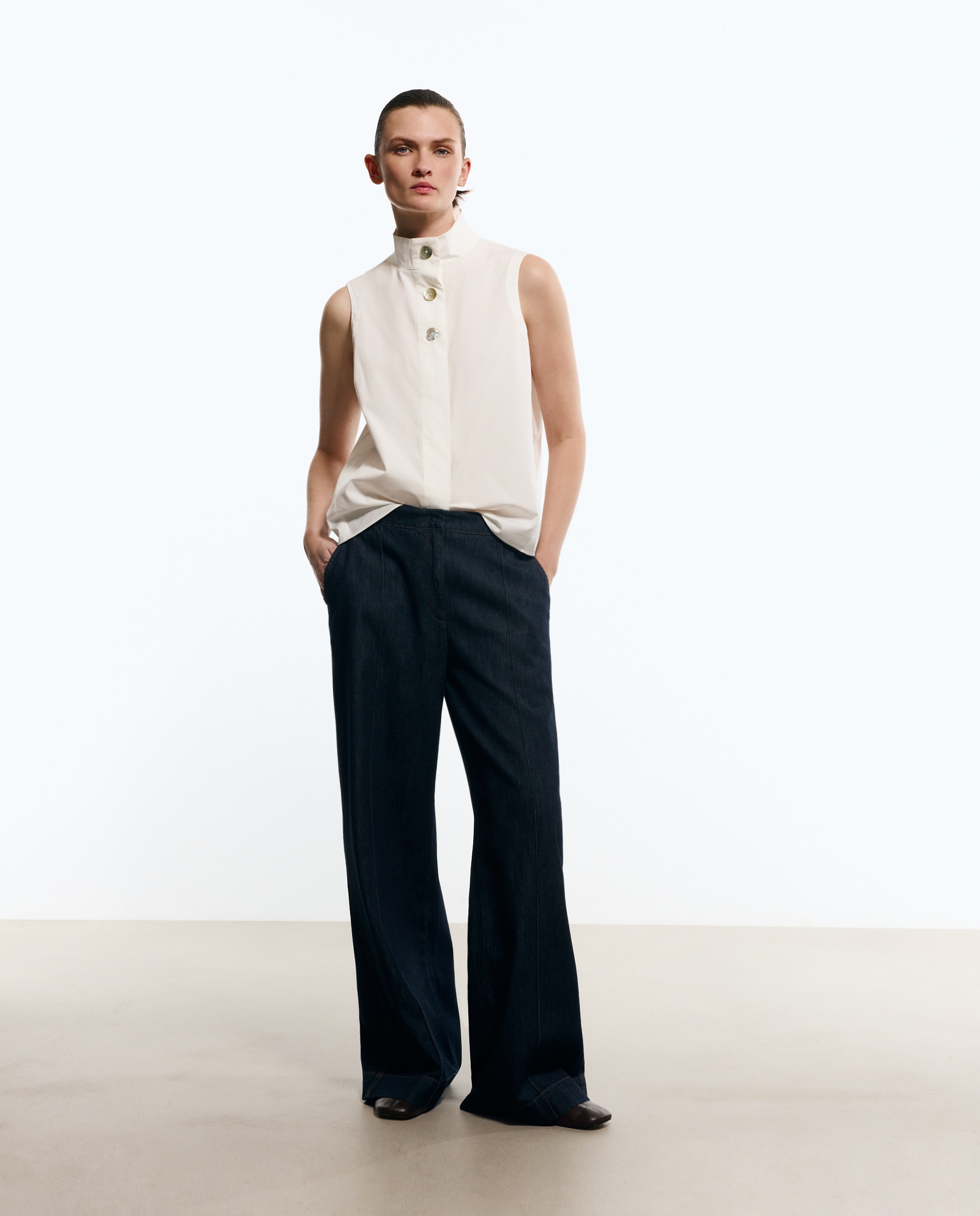 Imagem 0 de Jeans Largas