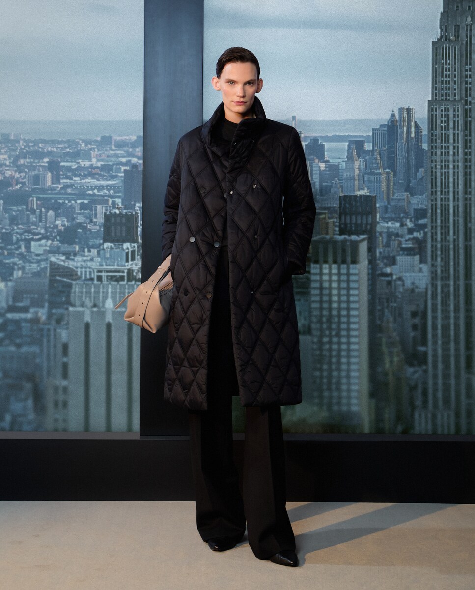 Sobretudo Acolchoado Liso Comprido Preto-2