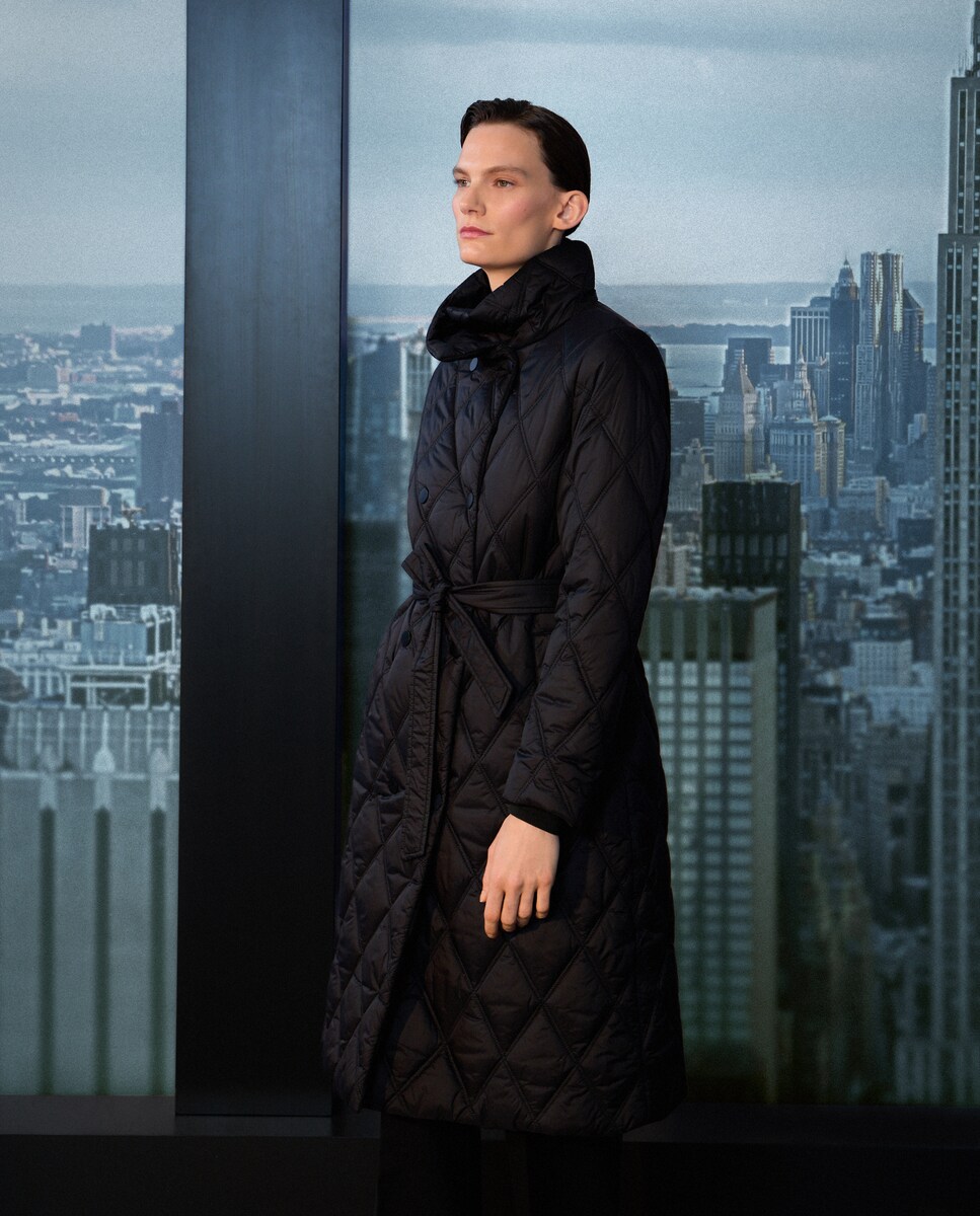 Sobretudo Acolchoado Liso Comprido Preto-4