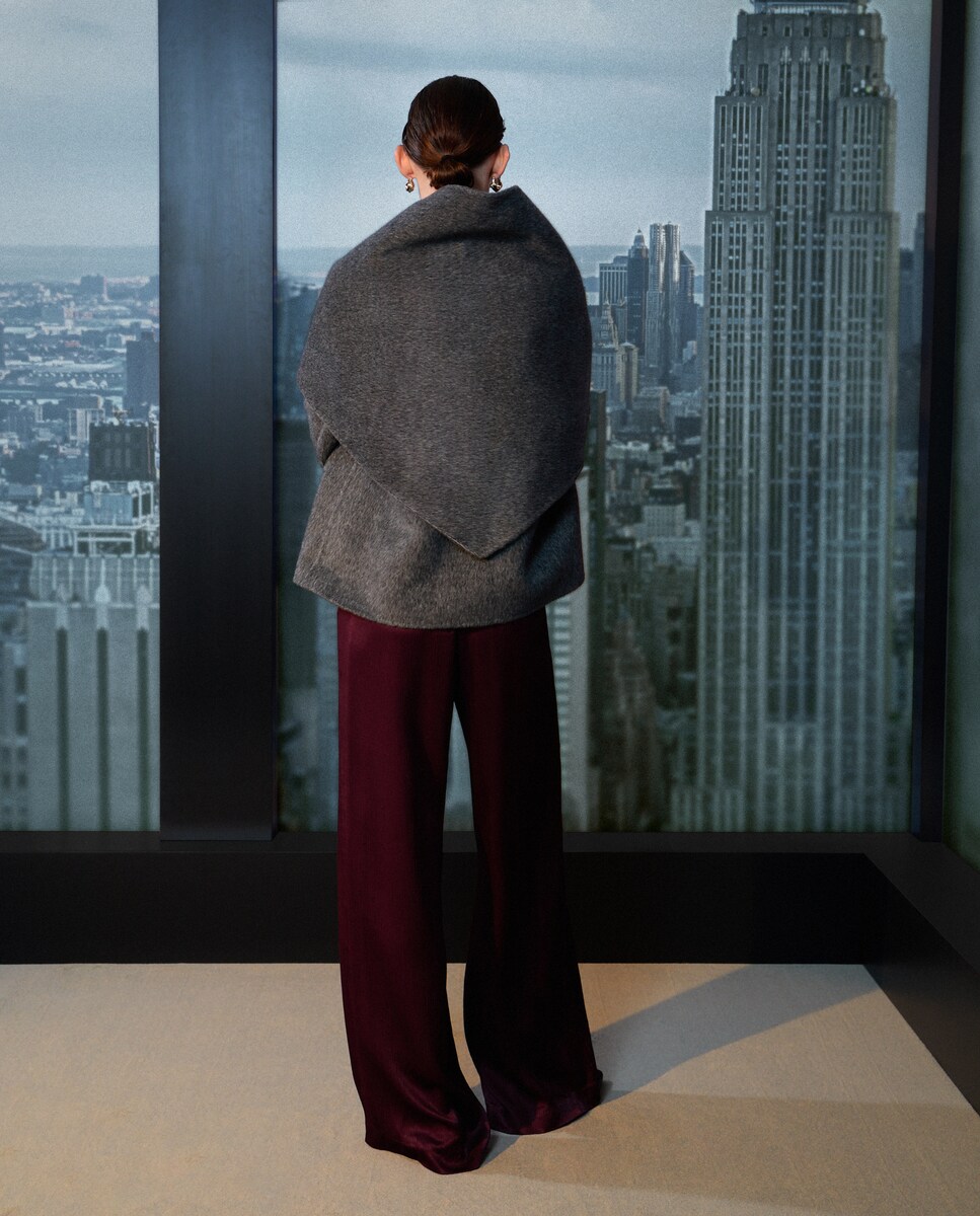 Casacão Curto Estampado 820 Cinzento Médio-5