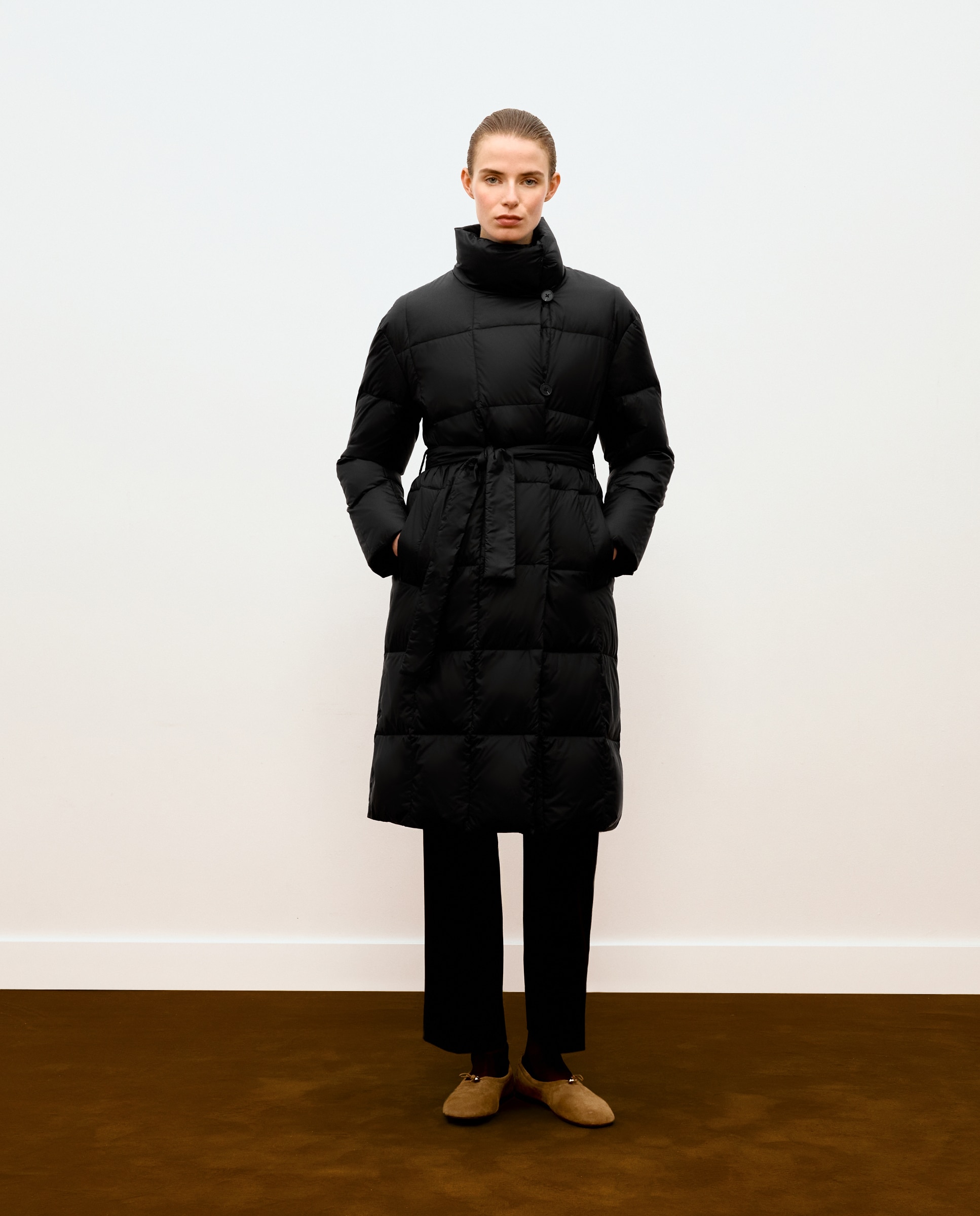Abrigo de mujer con cuello envolvente acolchado largo - Woman Limited El Corte Inglés - Negro Negro-1