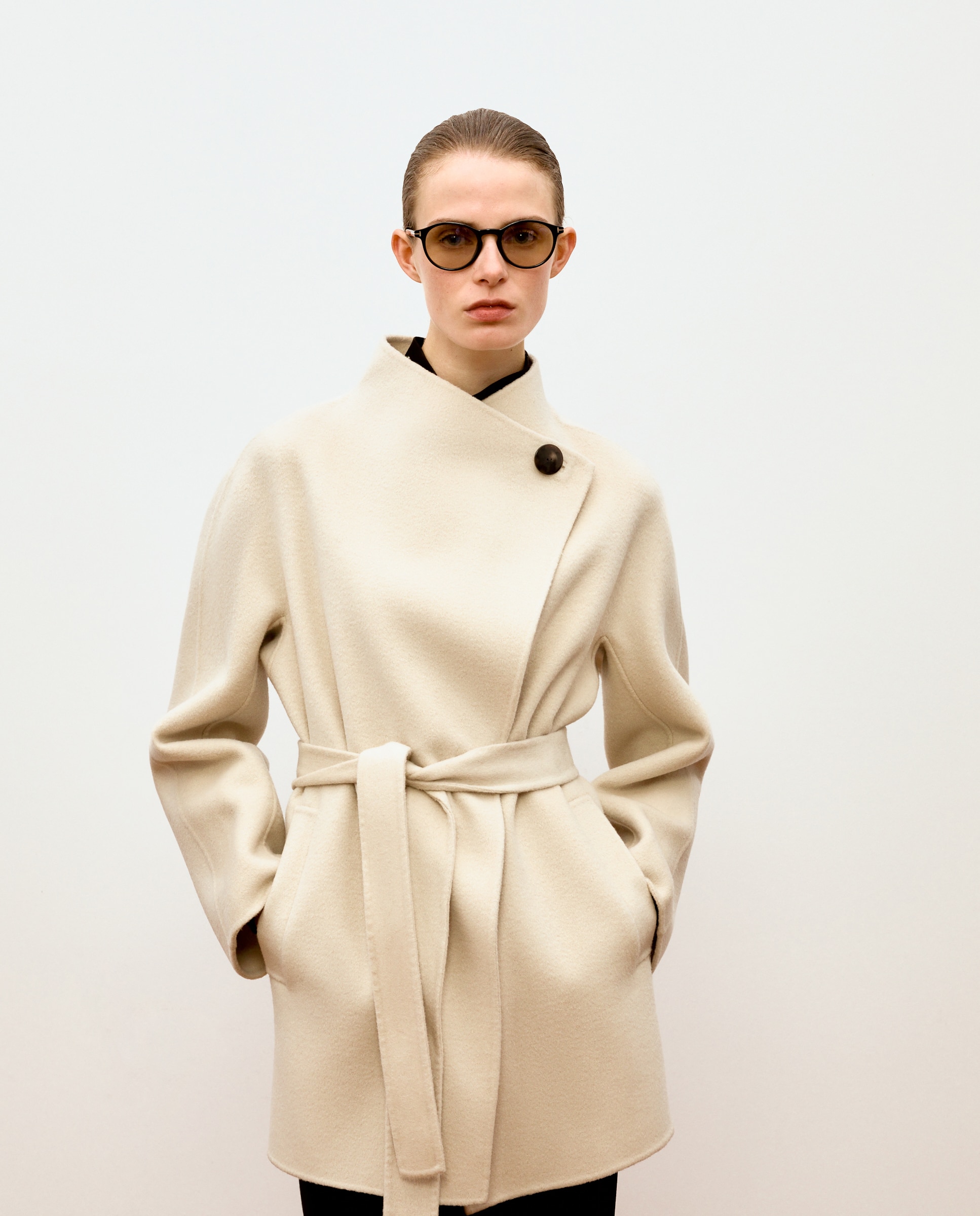 Chaquetón cruzado en paño con cinturón de mujer - Woman Limited El Corte Inglés - Beige Beige-2