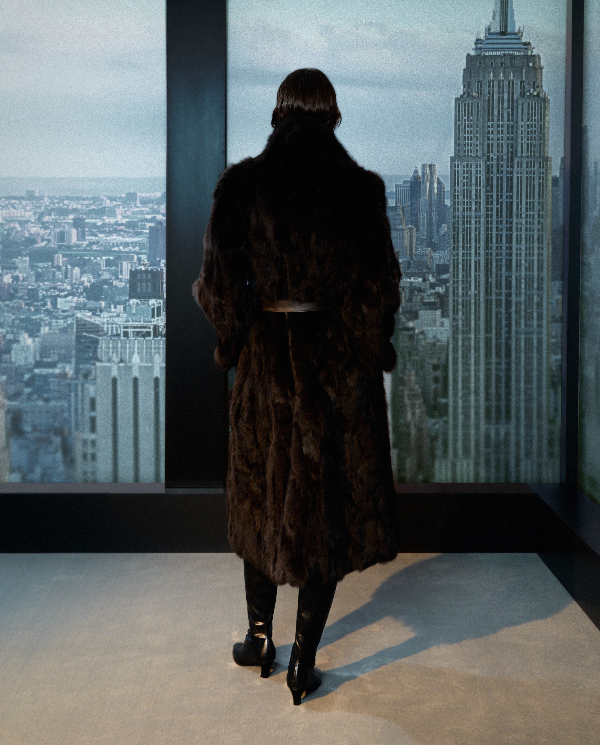 Sobretudo de Pelo de Coelho Castanho-3