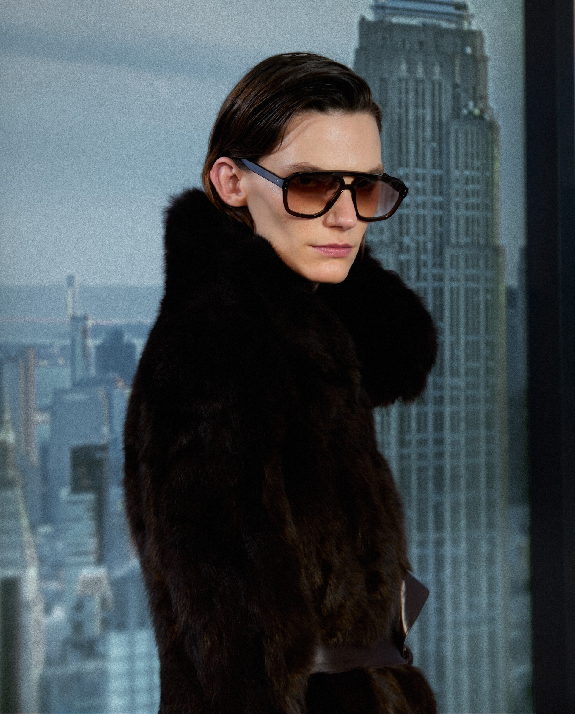 Sobretudo de Pelo de Coelho Castanho-4