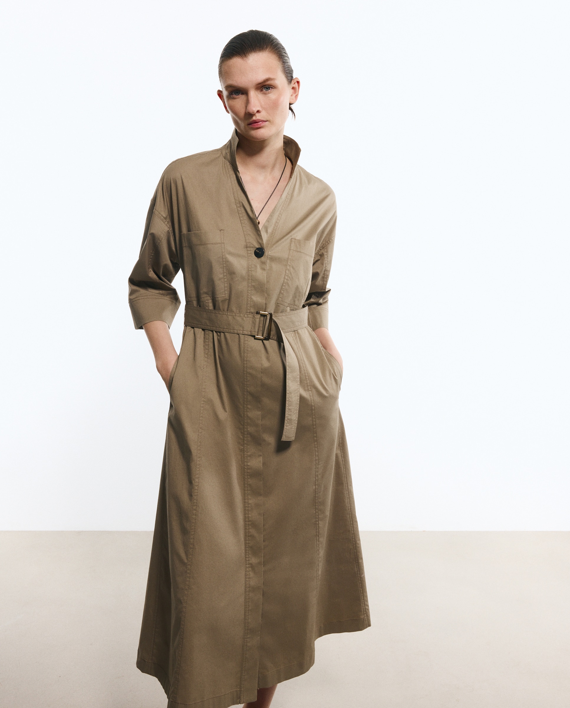 Vestido Midi com Manga 3/4 e Cinto com Fivela Caqui-2