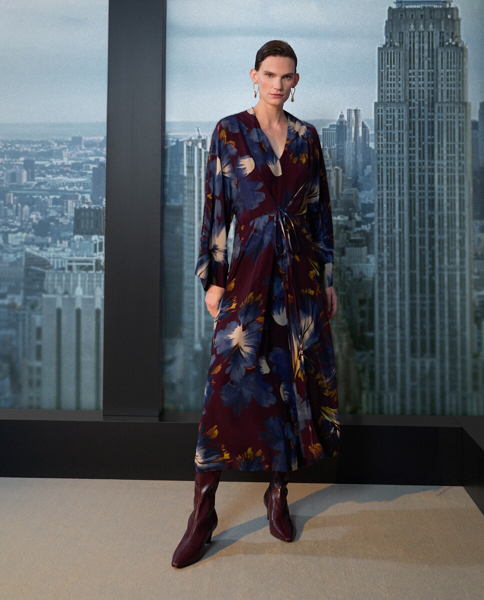 Vestido Tipo Túnica com Estampado Floral Vermelho-2