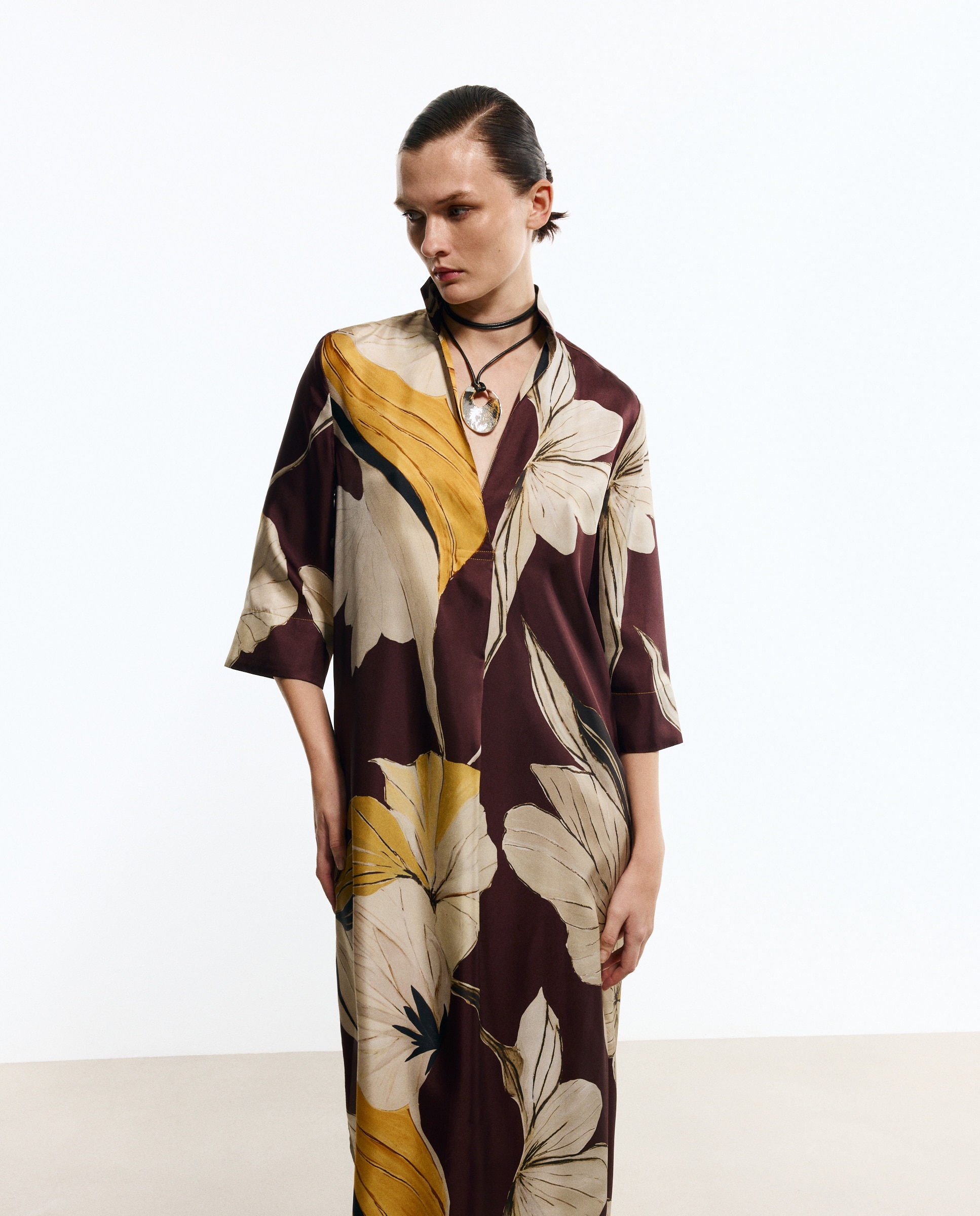 Imagem 0 de Vestido Tipo Túnica com Estampado Floral