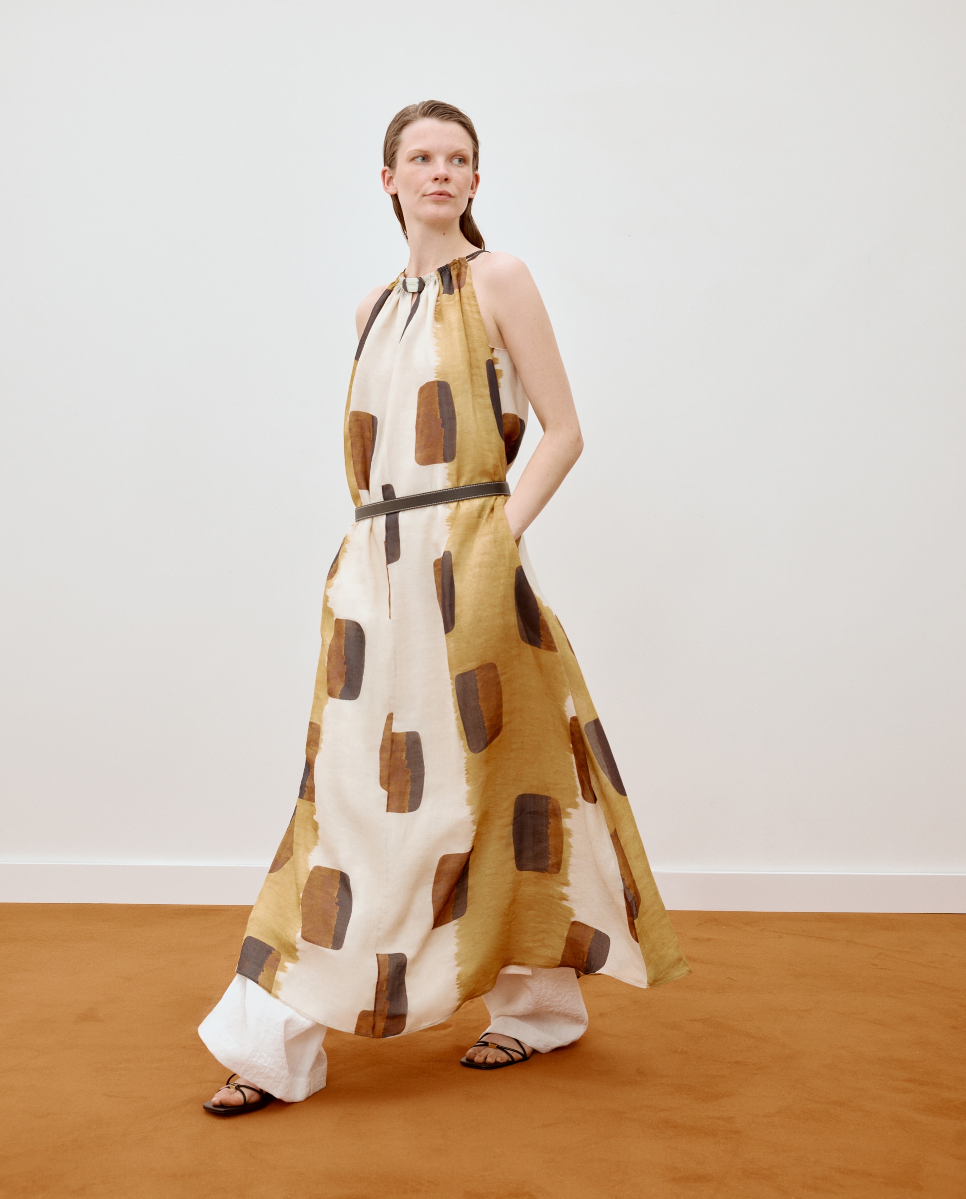 Vestido Halter com Estampado Geométrico Amarelo-2