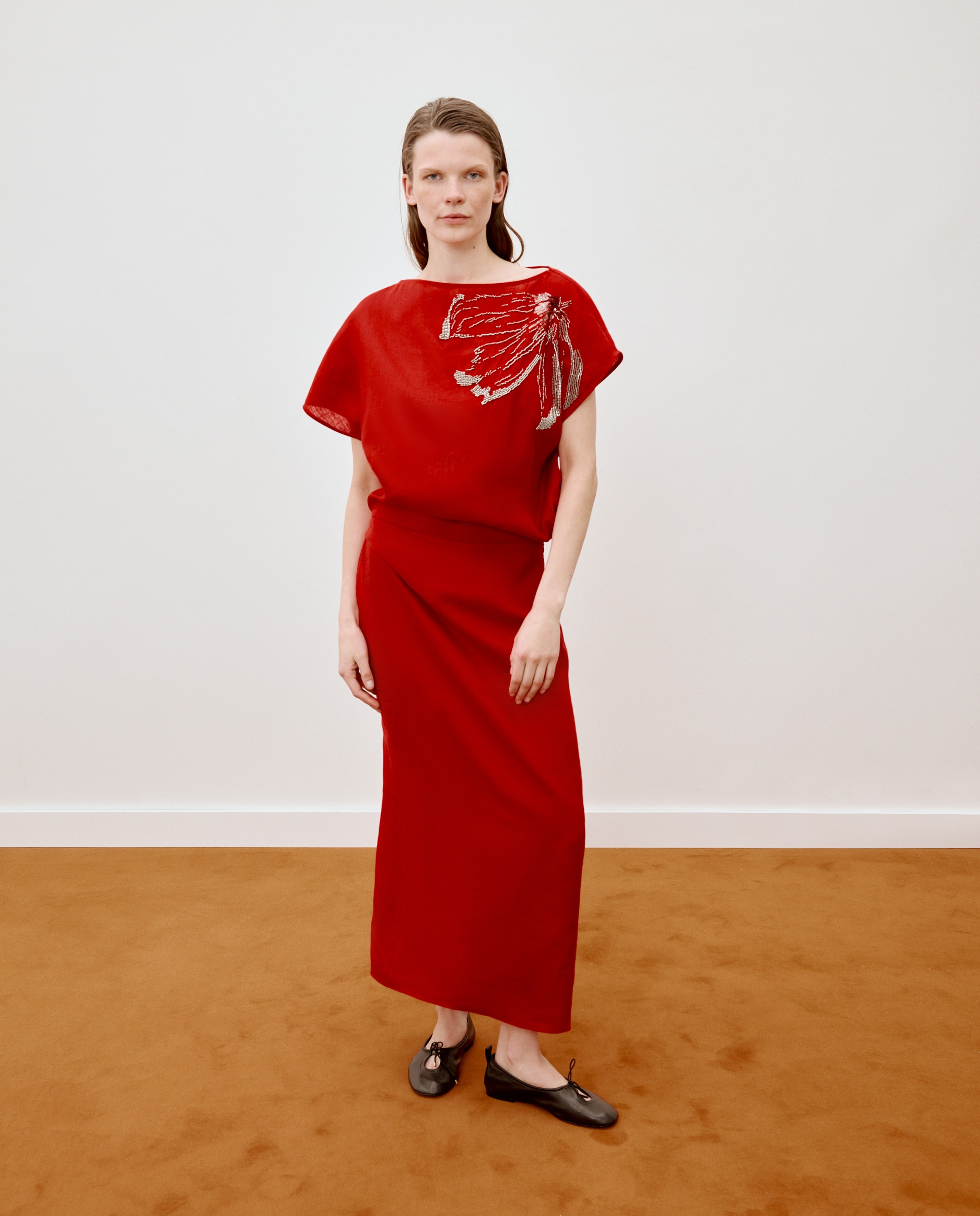 Imagem 0 de Vestido Midi com Manga 3/4 e Decote à Barco