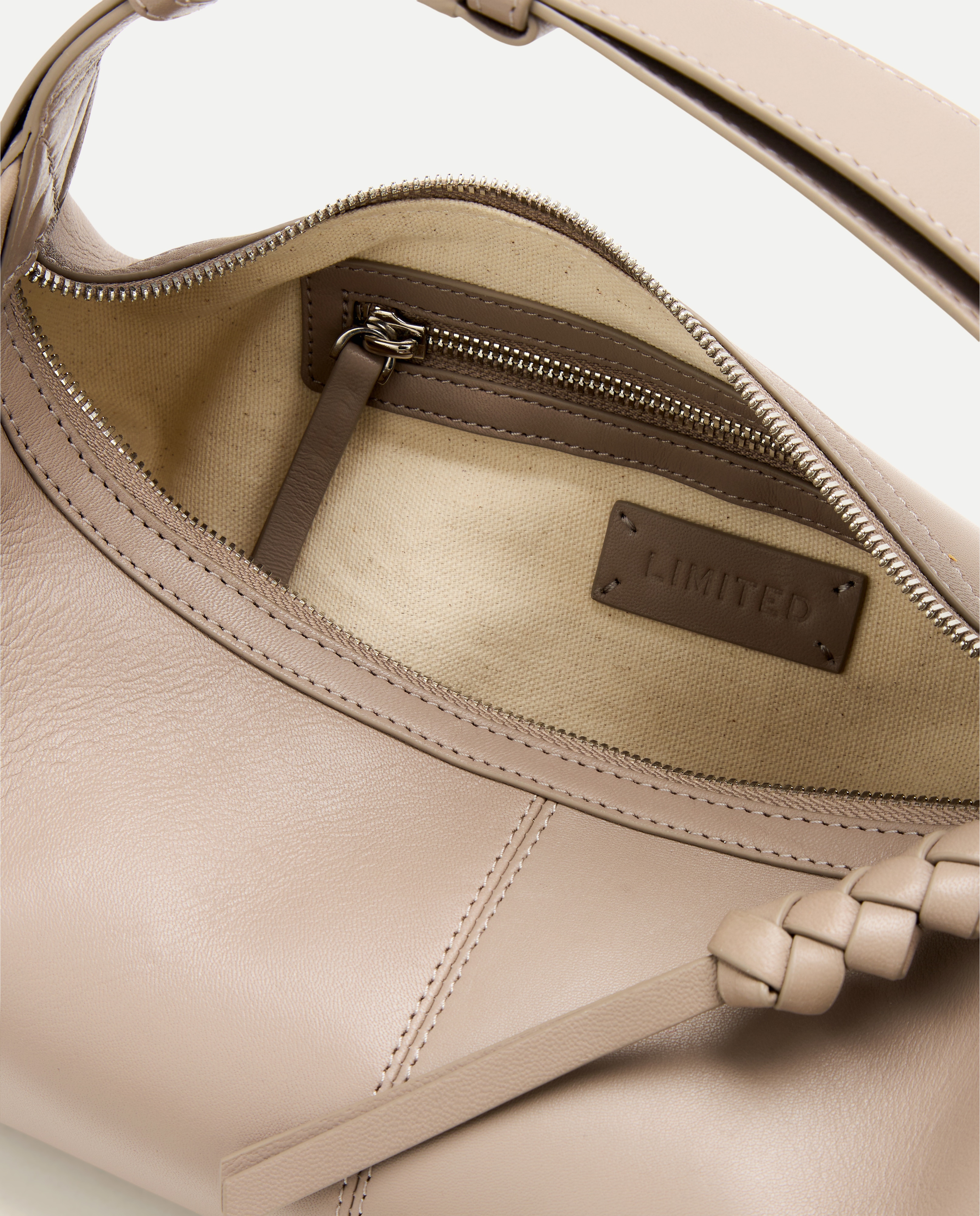 Mala a Tiracolo em Pele Vison Claro-5