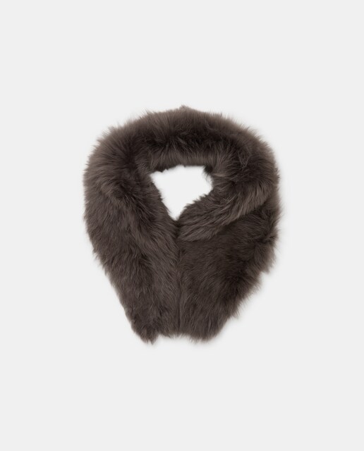 Imagem 0 de Gola de Pelo Liso