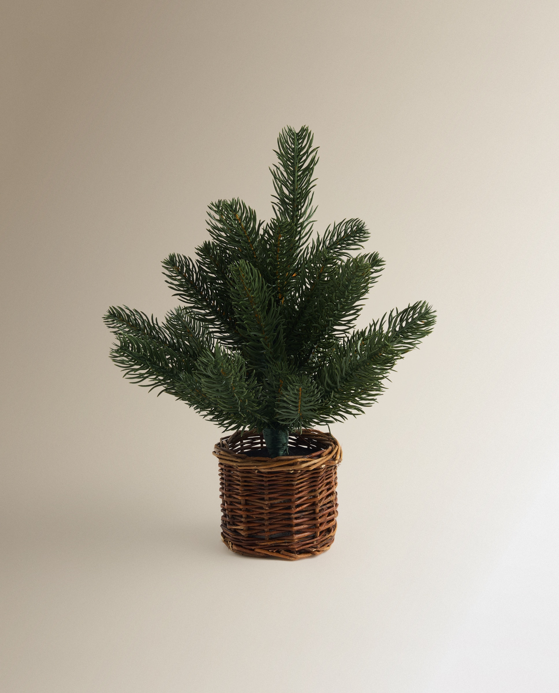 Árbol de mesa con maceta de ratán Nendaz Navidad - Verde 30 cm Verde-2