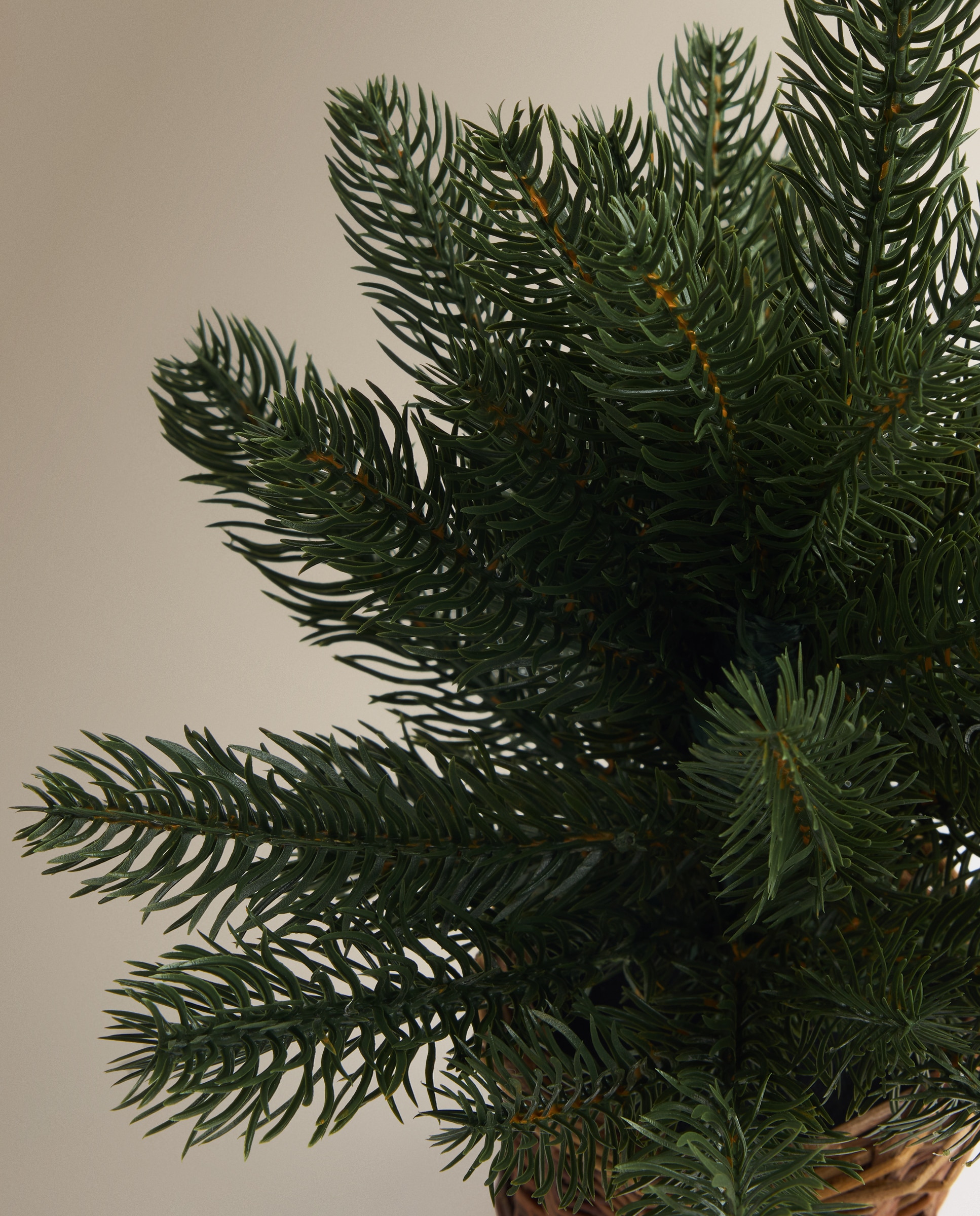 Árbol de mesa con maceta de ratán Nendaz Navidad - Verde 30 cm Verde-3