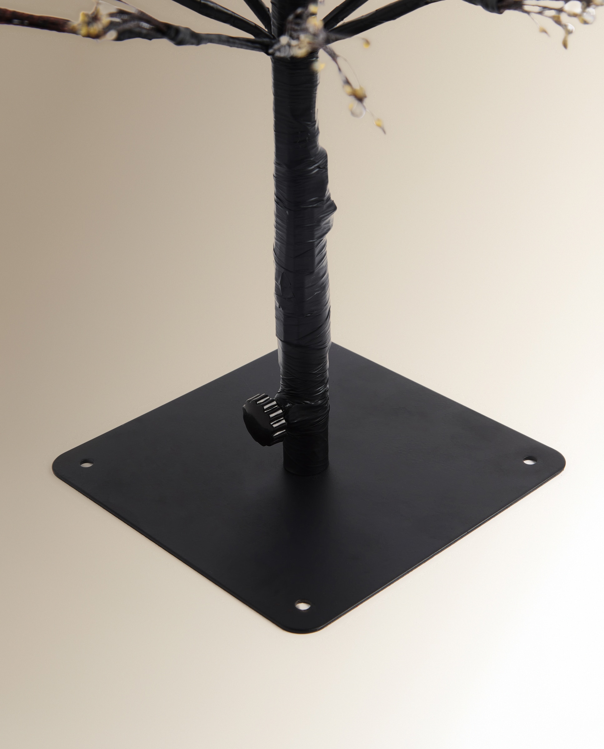 Árvore de Mesa com Luz LED Idre Natal Branco-4