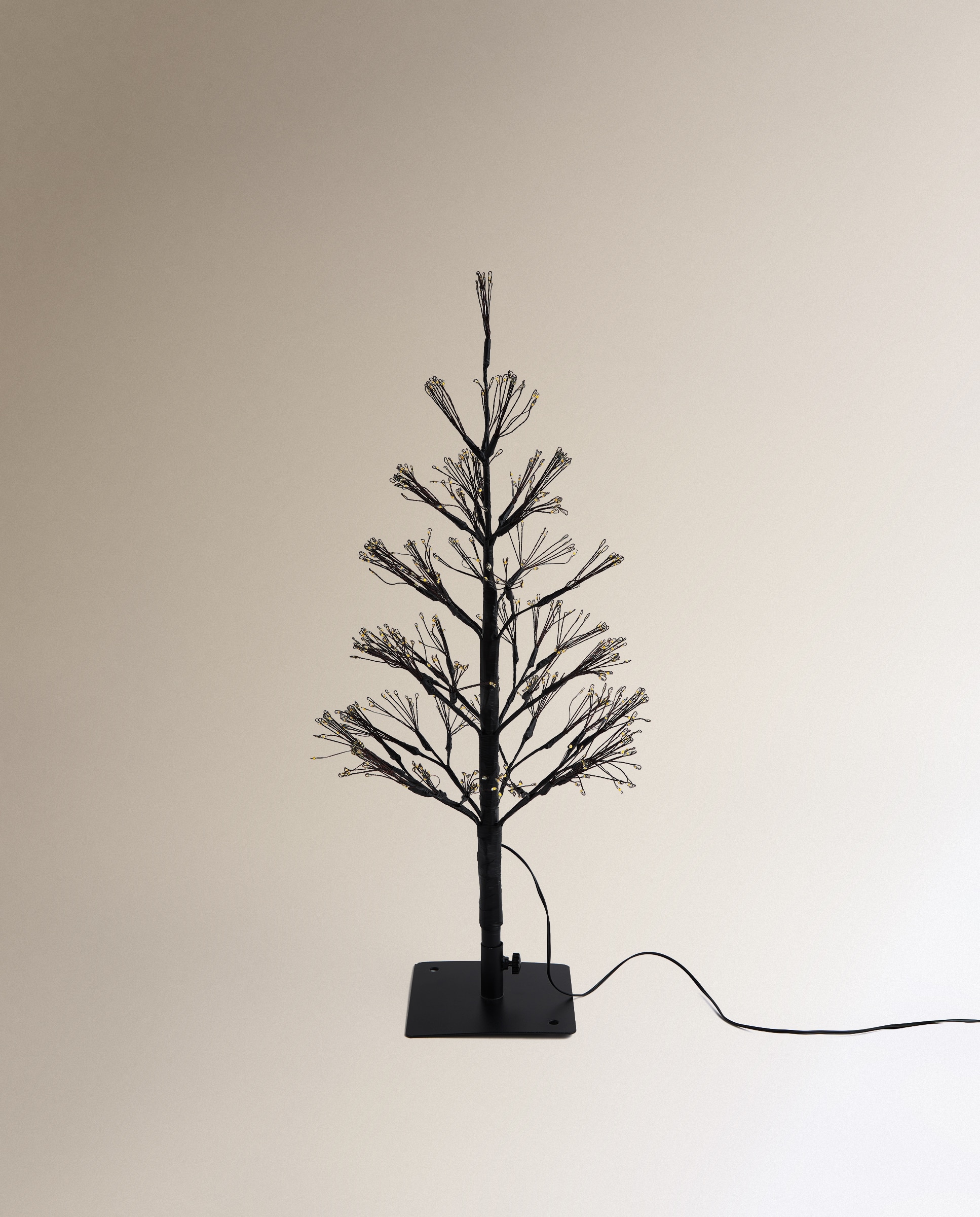 Árvore de Mesa com Luz LED Isola Natal Preto-2