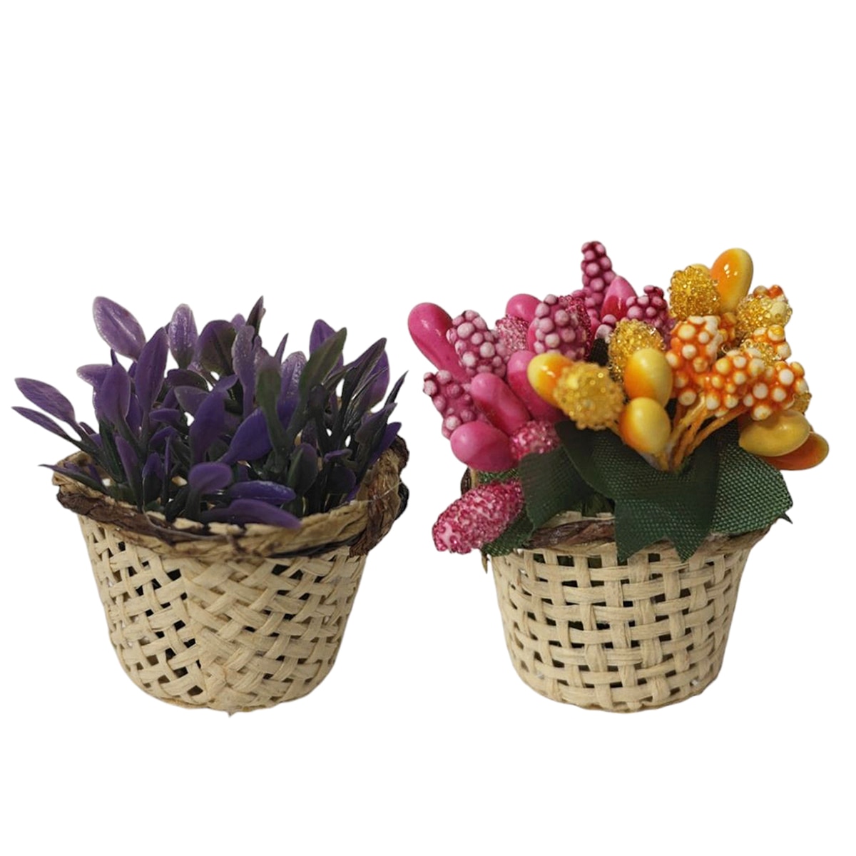 Imagem 0 de Cestos com Flores para Nascimento - Modelos Sortidos