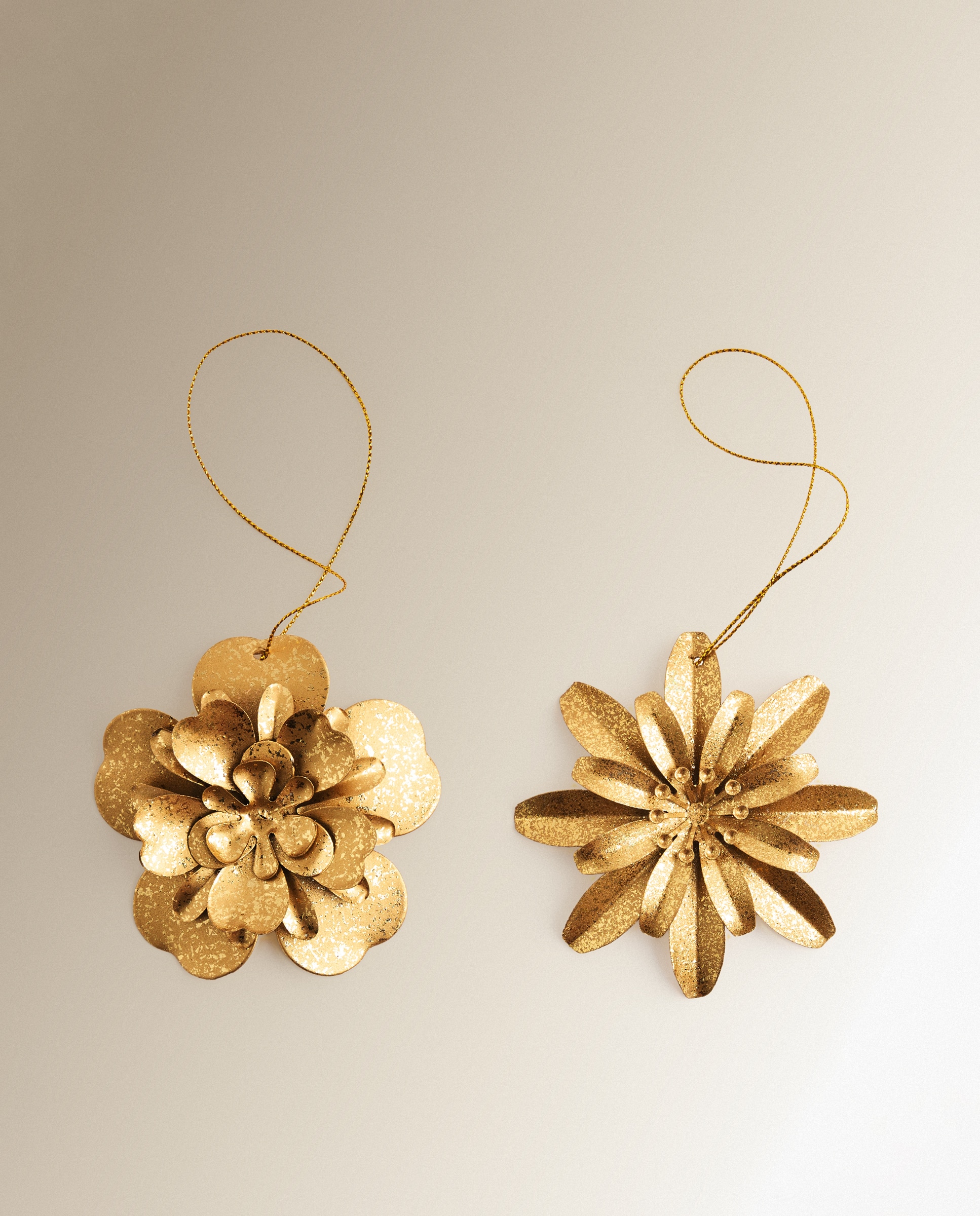 Set de 2 colgantes de metal Flores doradas Navidad - Dorado Dorado-2