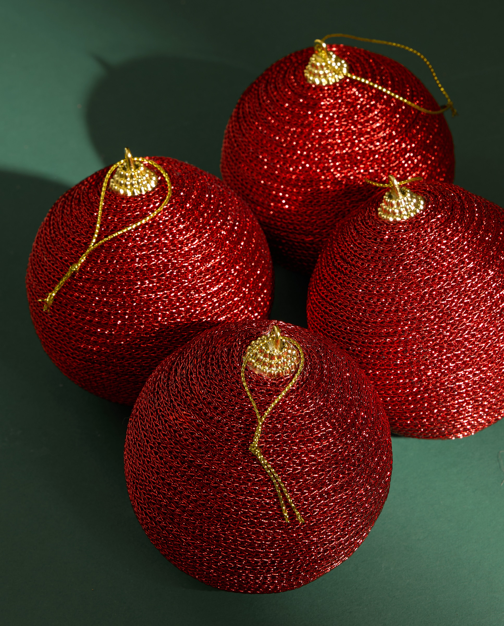 Imagen 0 de Set de 4 bolas Cadenita Navidad Rojo