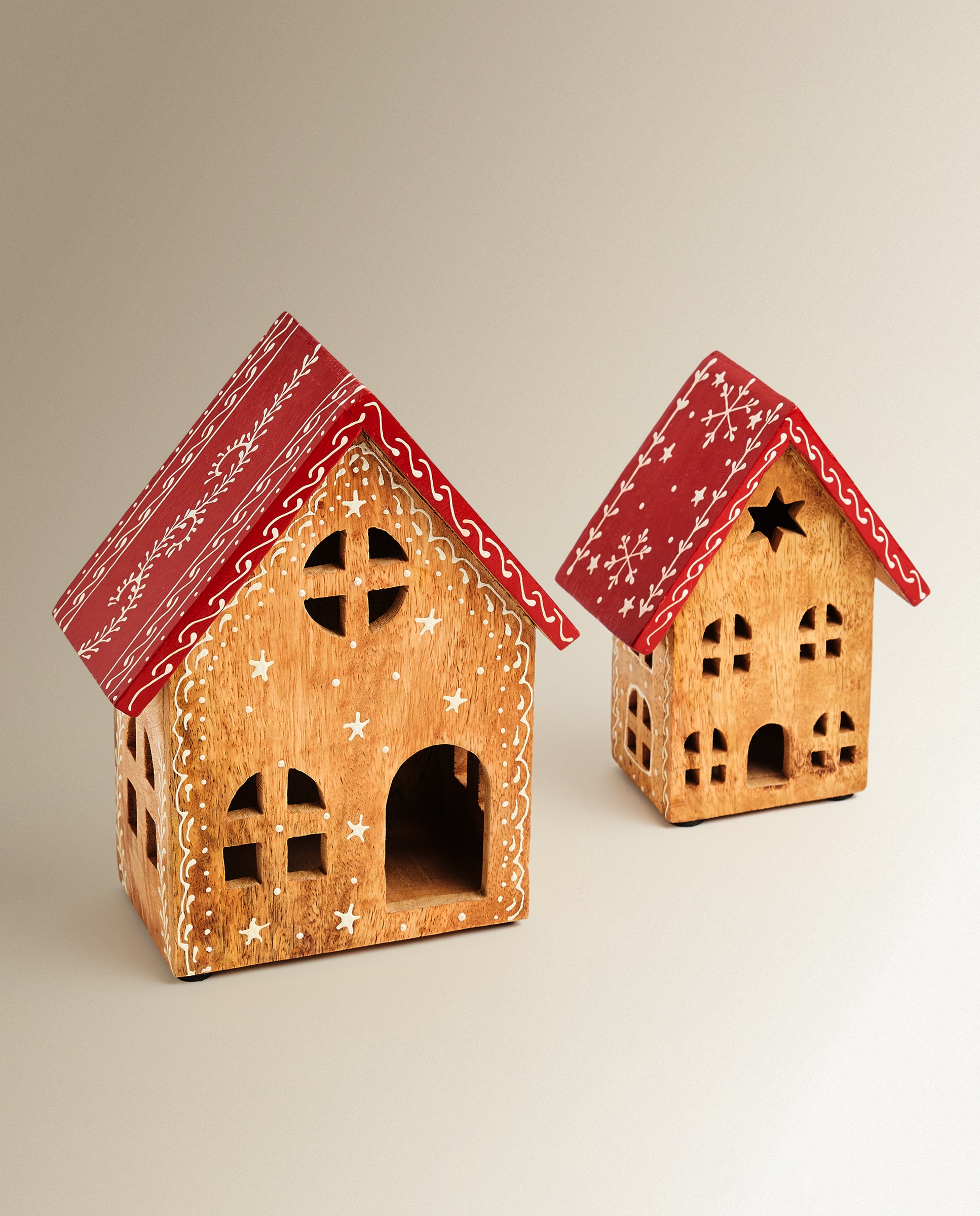 Figura Casa com Telhado Natal Vermelho-5