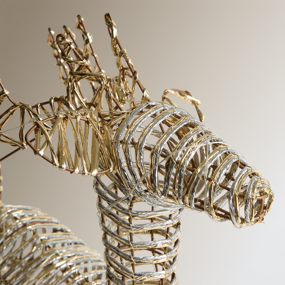 Figura Reno de pie con luz LED Navidad El Corte Inglés Blanco-3