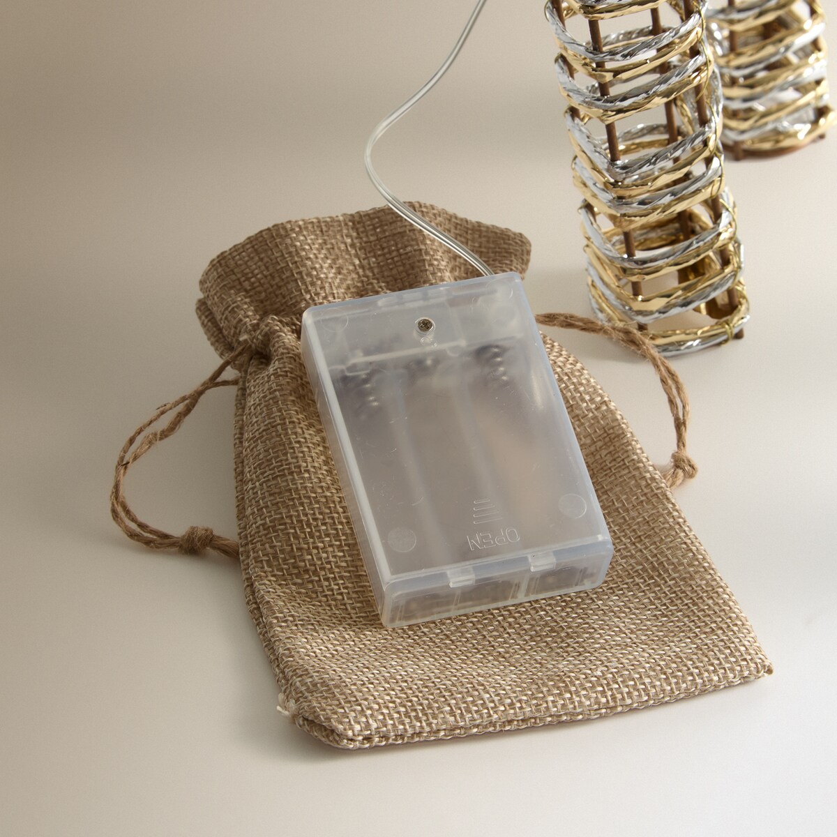 Figura Reno de pie con luz LED Navidad El Corte Inglés Blanco-4