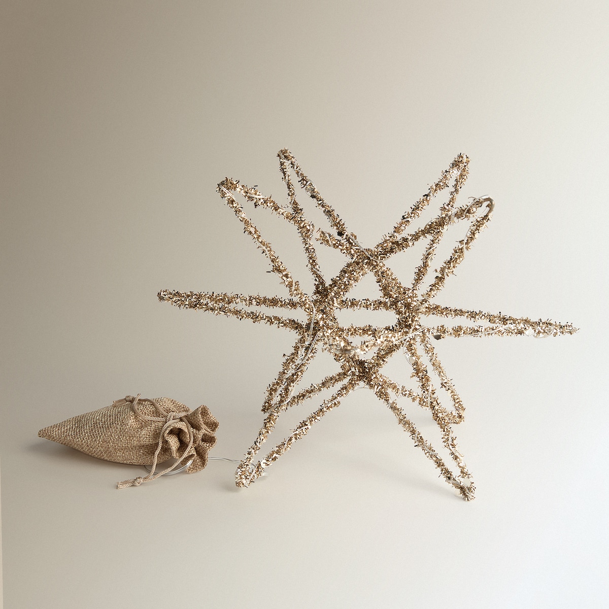 Estrella espumillón dorada con 20 luces LED Navidad El Corte Inglés Oro-2