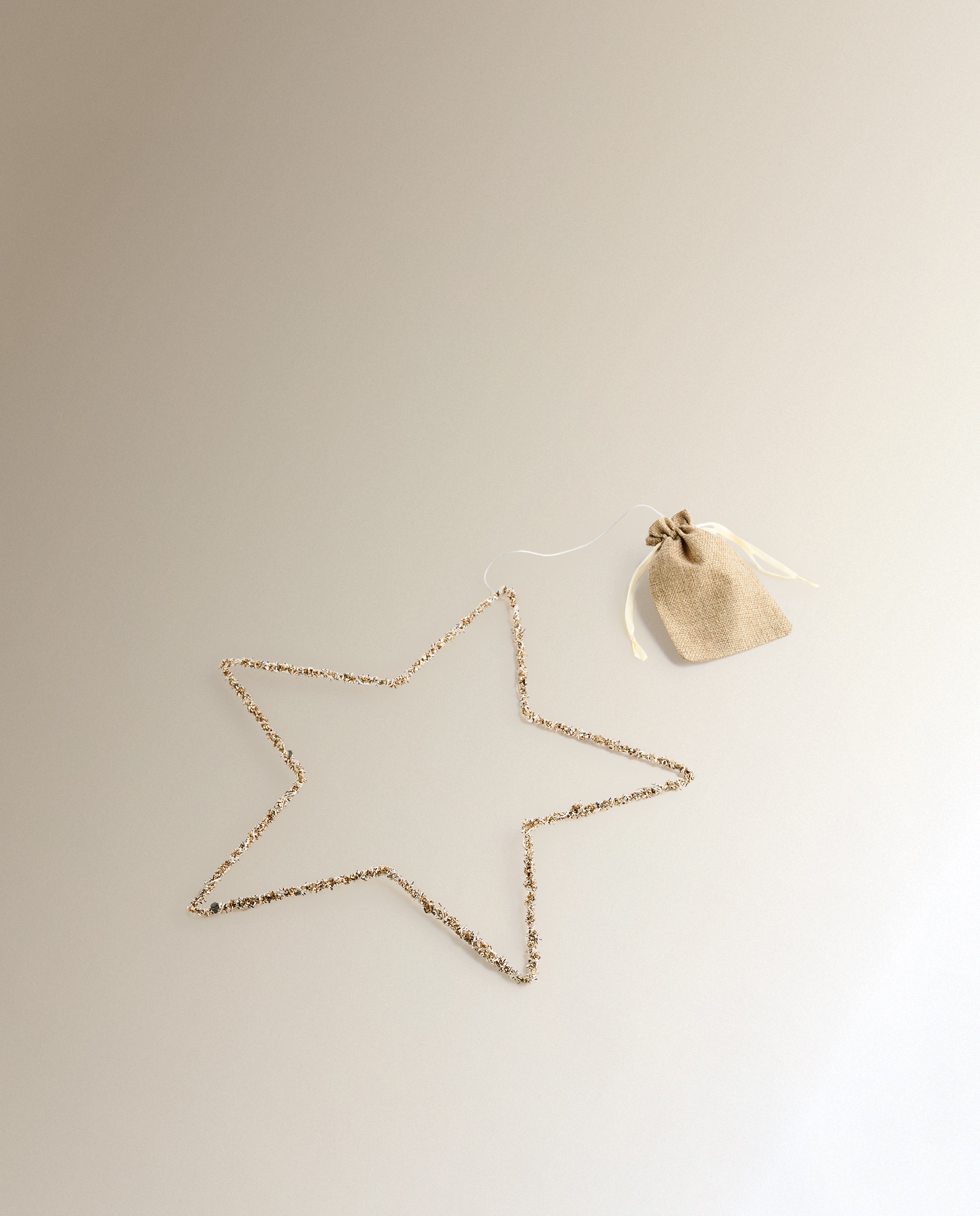 Estrela de Grinalda Dourada com Luz LED Dourado-2