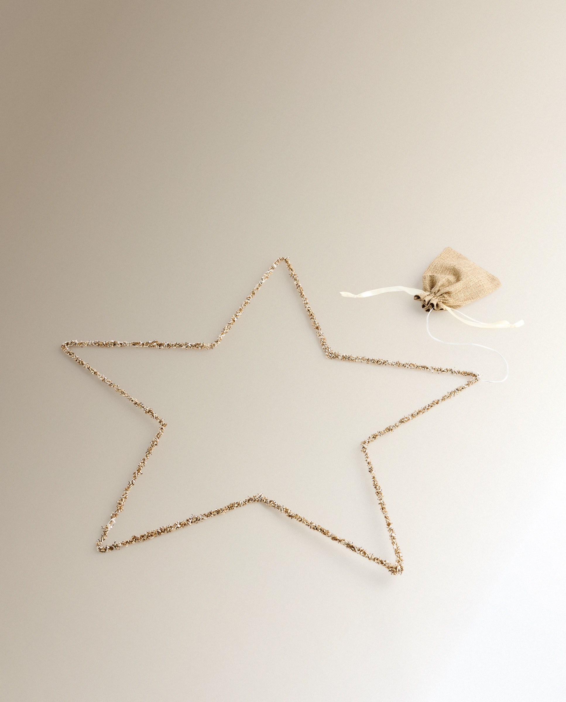 Estrela de Grinalda Dourada com Luz LED Dourado-2
