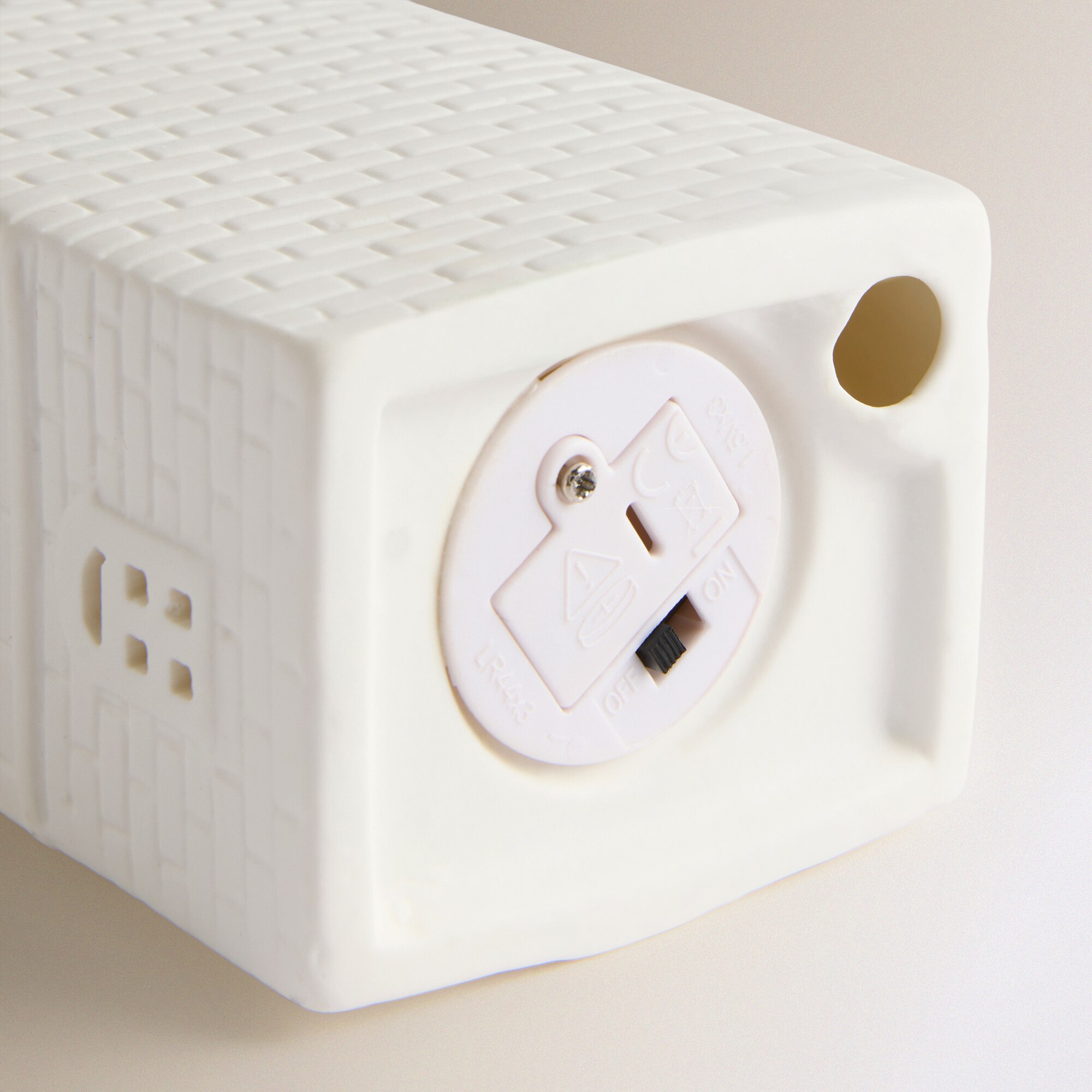 Figura Casa Holandesa de Cerâmica com Luz LED Natal Branco-4