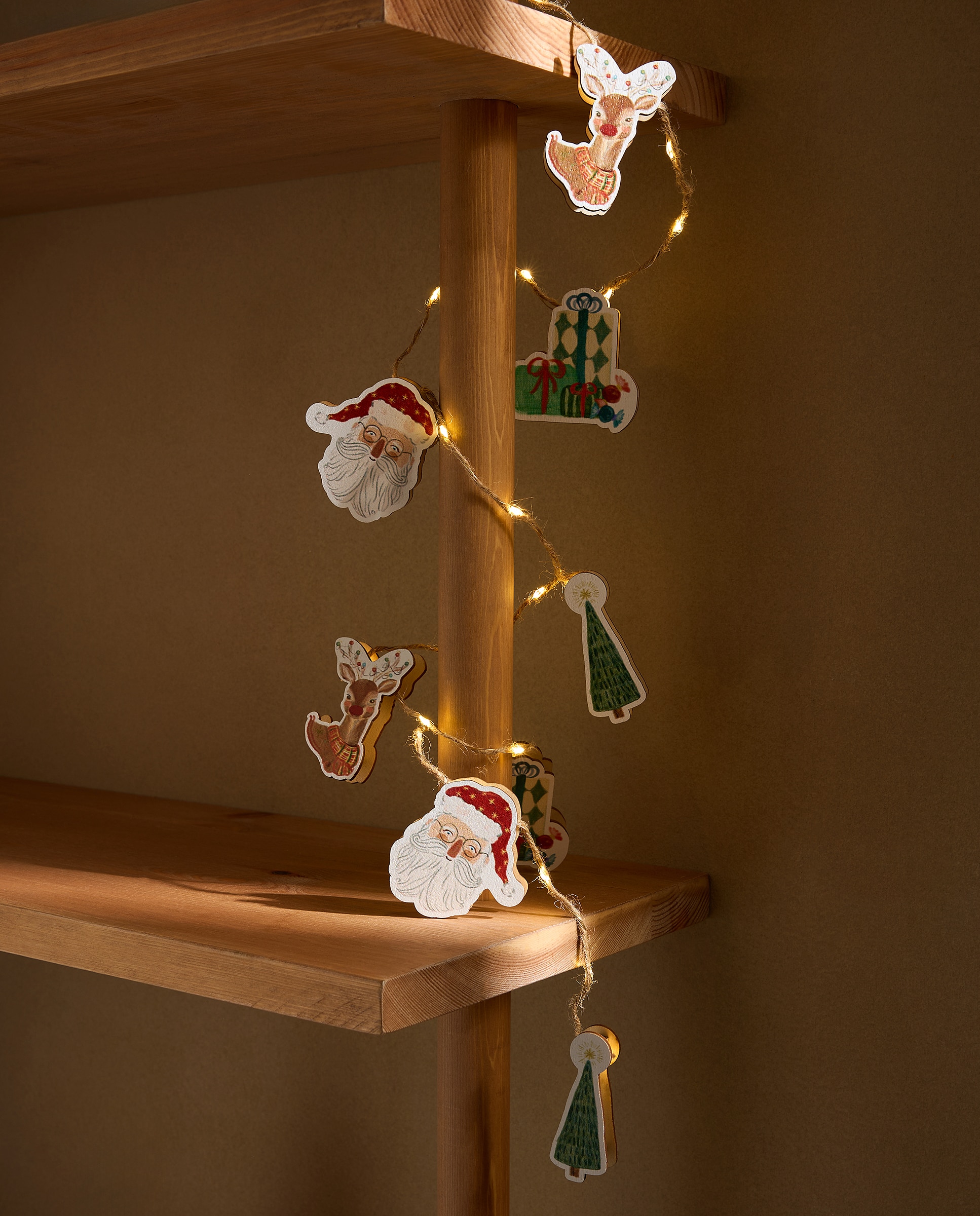 Imagen 0 de Guirnalda decorativa Papá Noel con 27 luces LED Navidad Multicolor