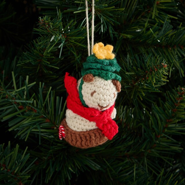 Imagen 0 de Colgante Capibara Crochet Navidad
