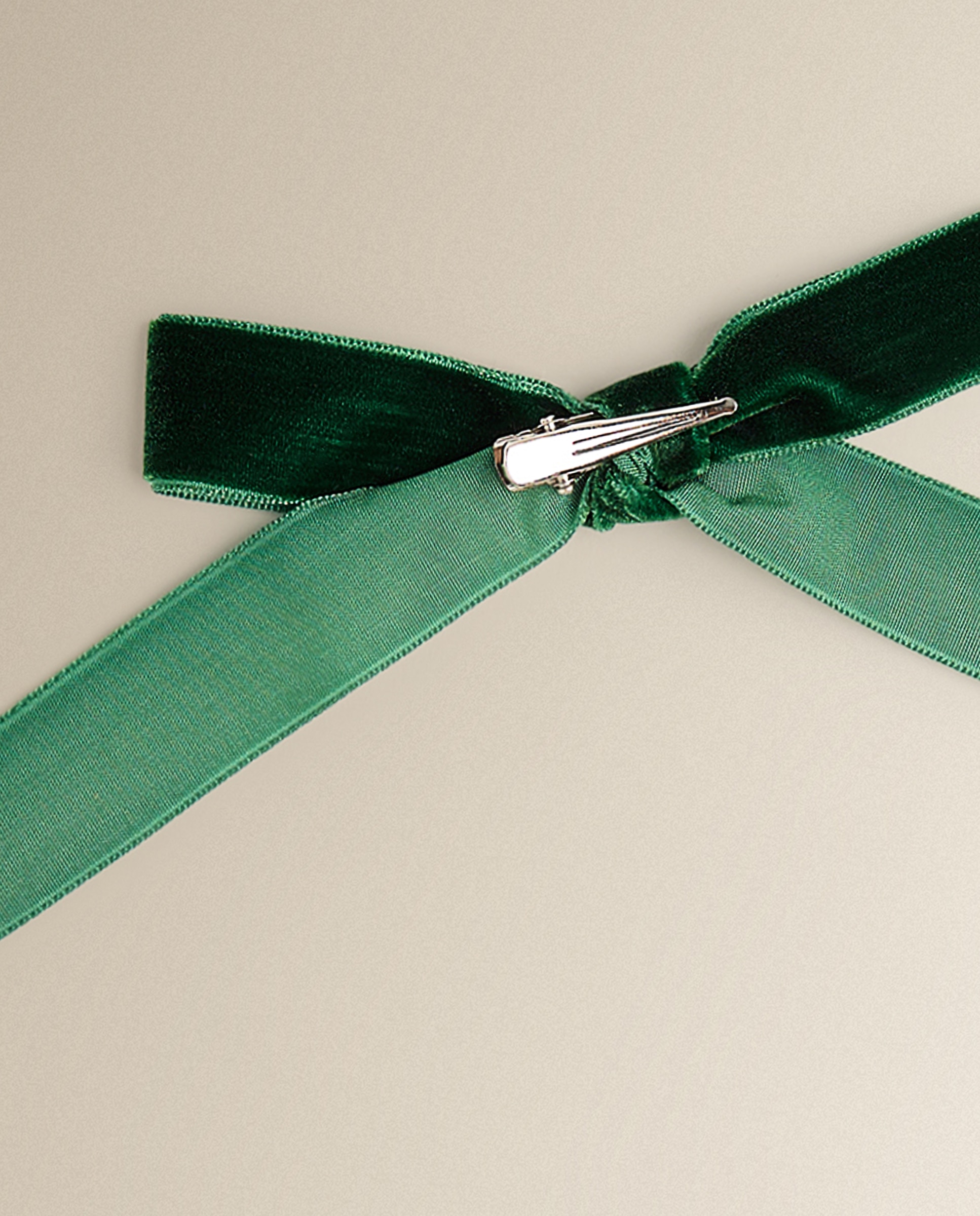 Imagen 2 de Set de 10 pinzas decorativas Lazos Navidad - Verde Verde