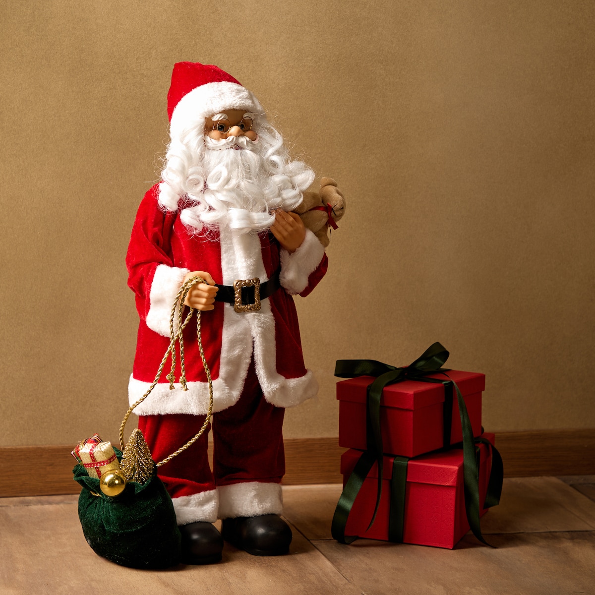 Boneco Pai Natal com Saco de Presentes e Lanterna Vermelho-1