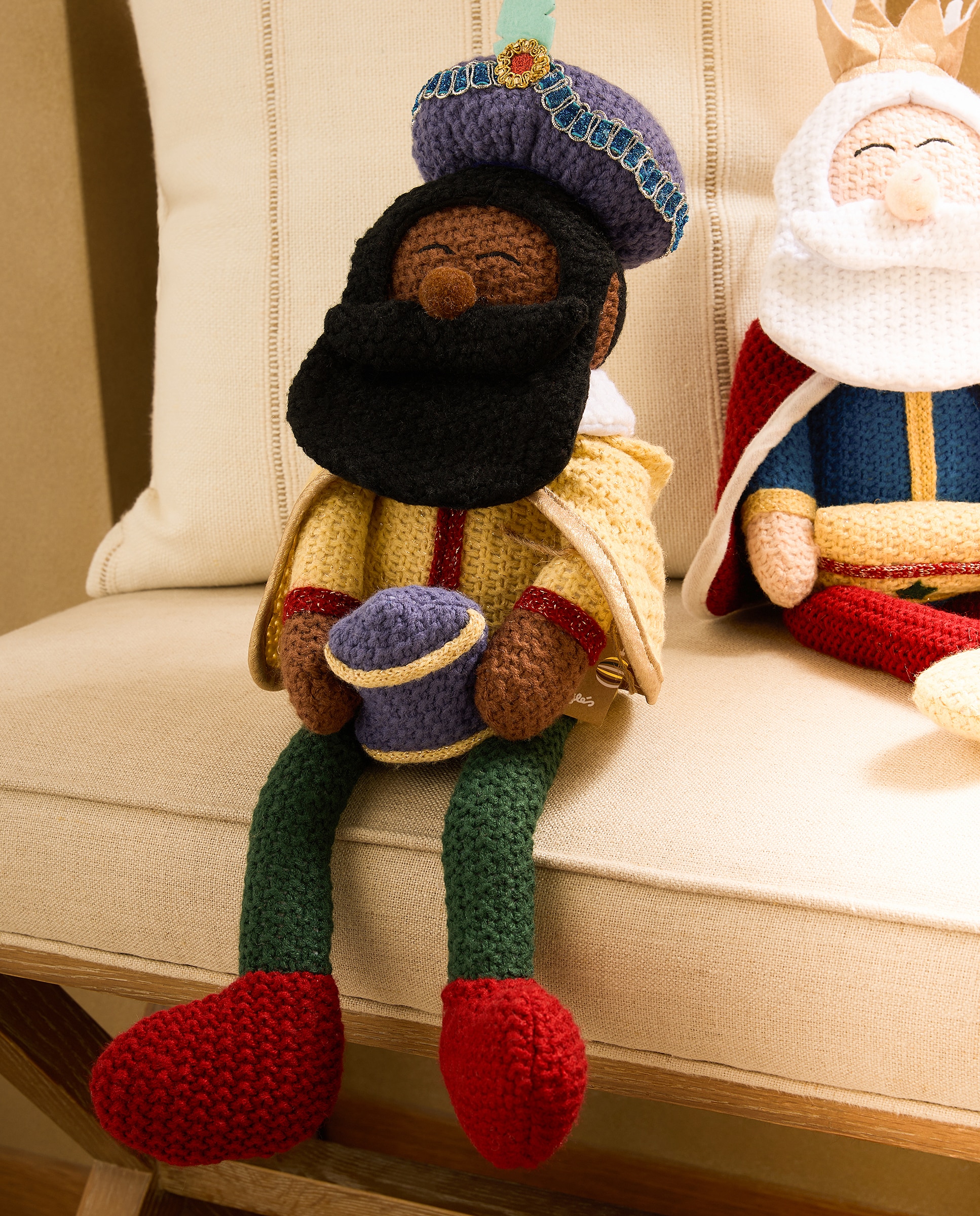 Imagem 0 de Boneco Baltazar de Crochet com Pernas Pendentes