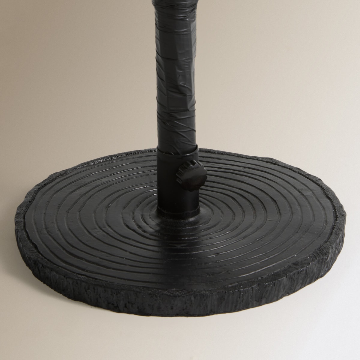 Árbol de suelo contemporáneo con luz LED para exterior Maladeta Navidad El Corte Inglés Negro-4