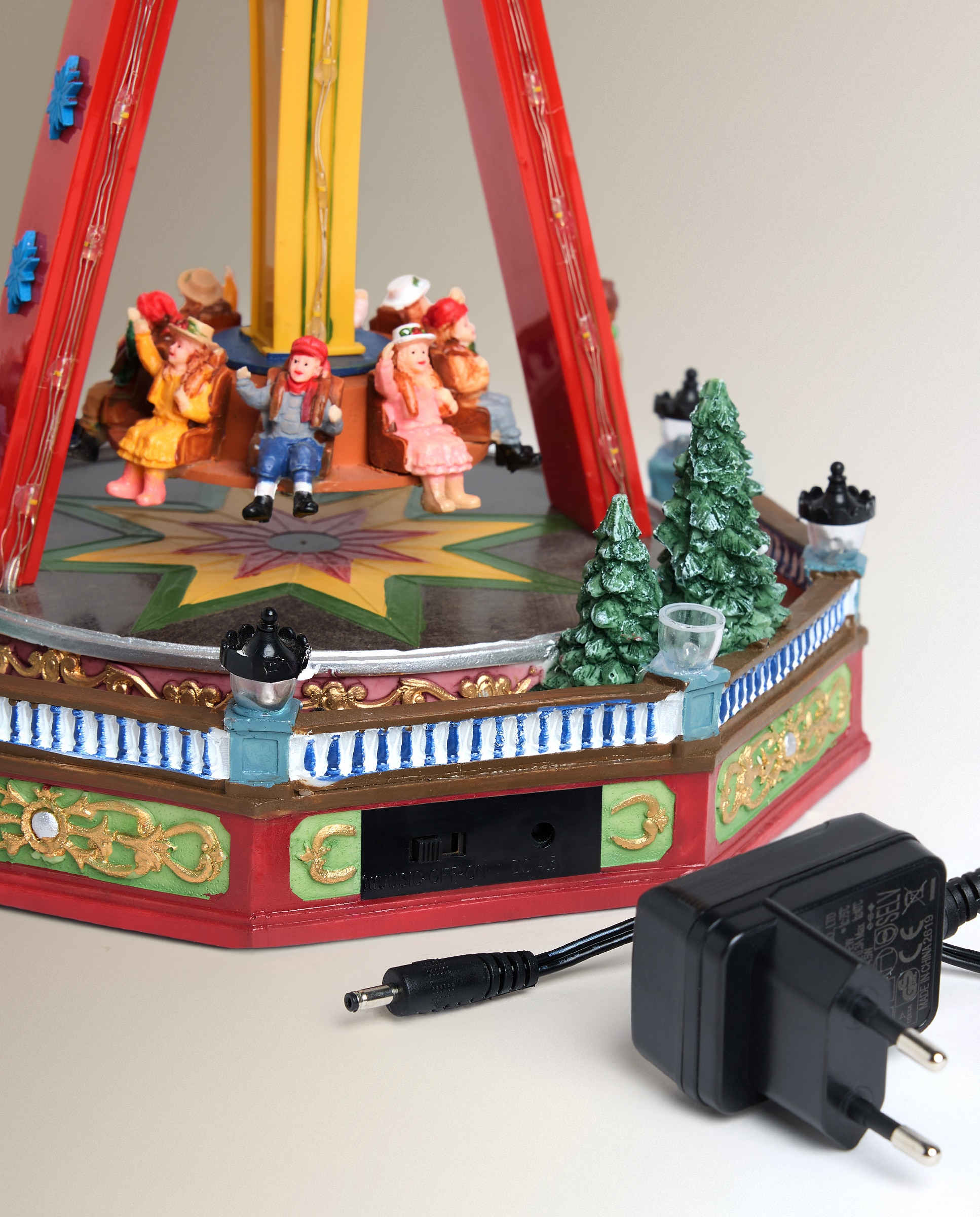 Atração Pai Natal com 68 Luzes LED, Música e Movimento Aldeia Natalícia em Miniatura Multicolor-4