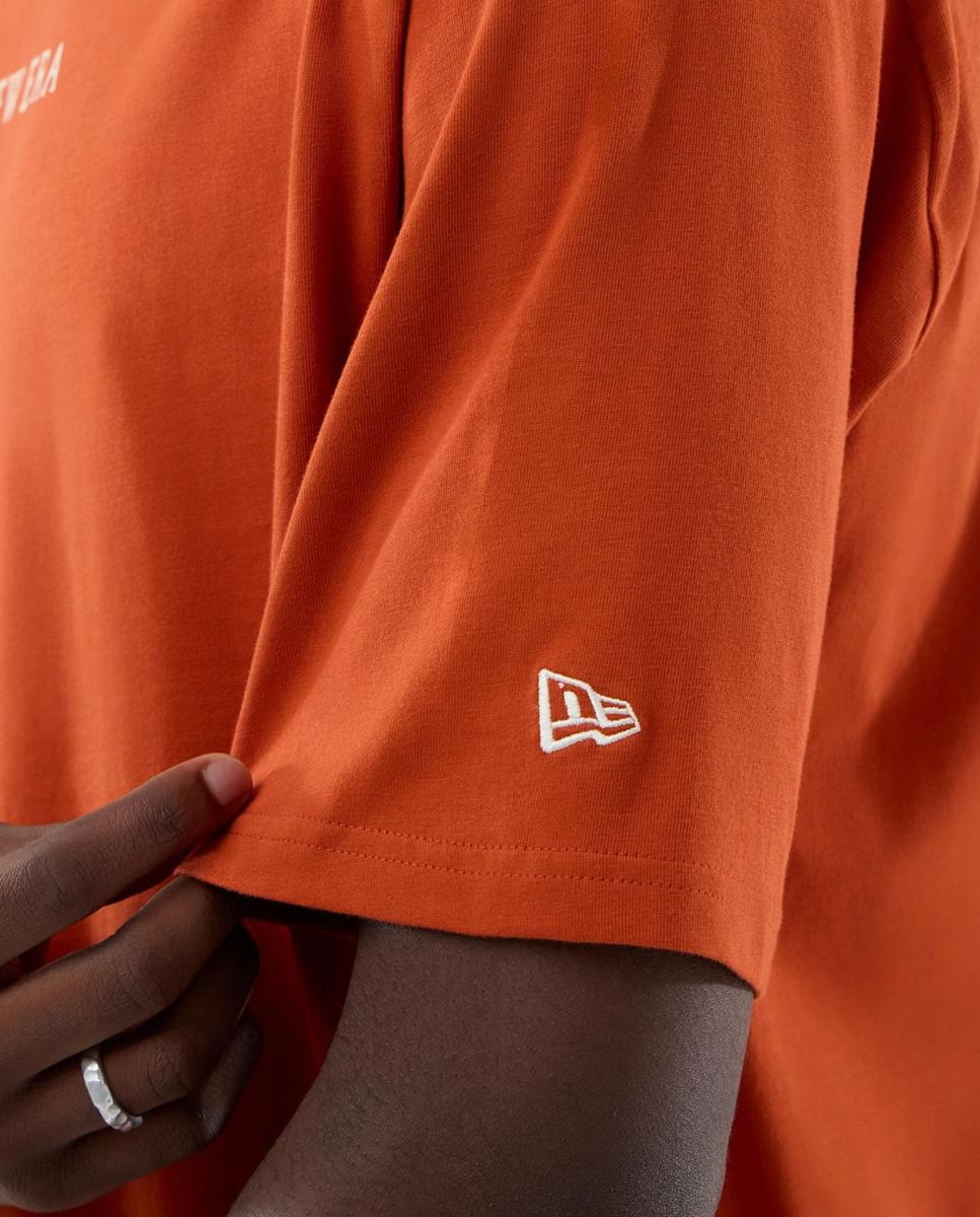 Imagen 5 de Camiseta de hombre Beach Graphic Oversized New Era - Rojo / Naranja Rojo / Naranja