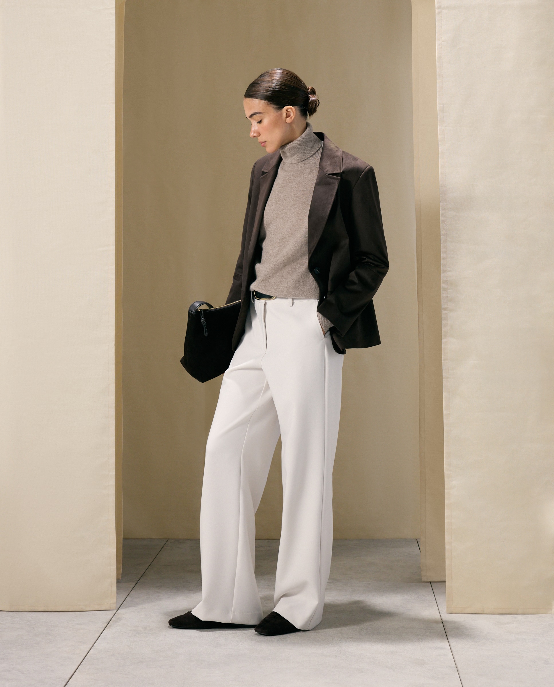 Jersey de mujer en cashmere con cuello cisne - Woman El Corte Inglés - Visón claro Visón claro-2