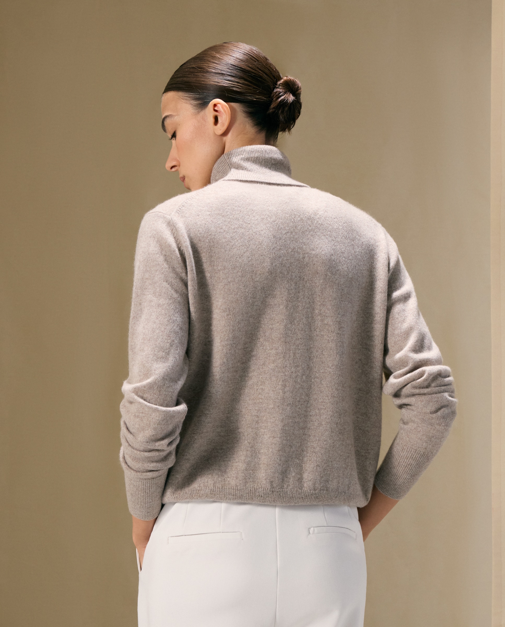 Jersey de mujer en cashmere con cuello cisne - Woman El Corte Inglés - Visón claro Visón claro-3