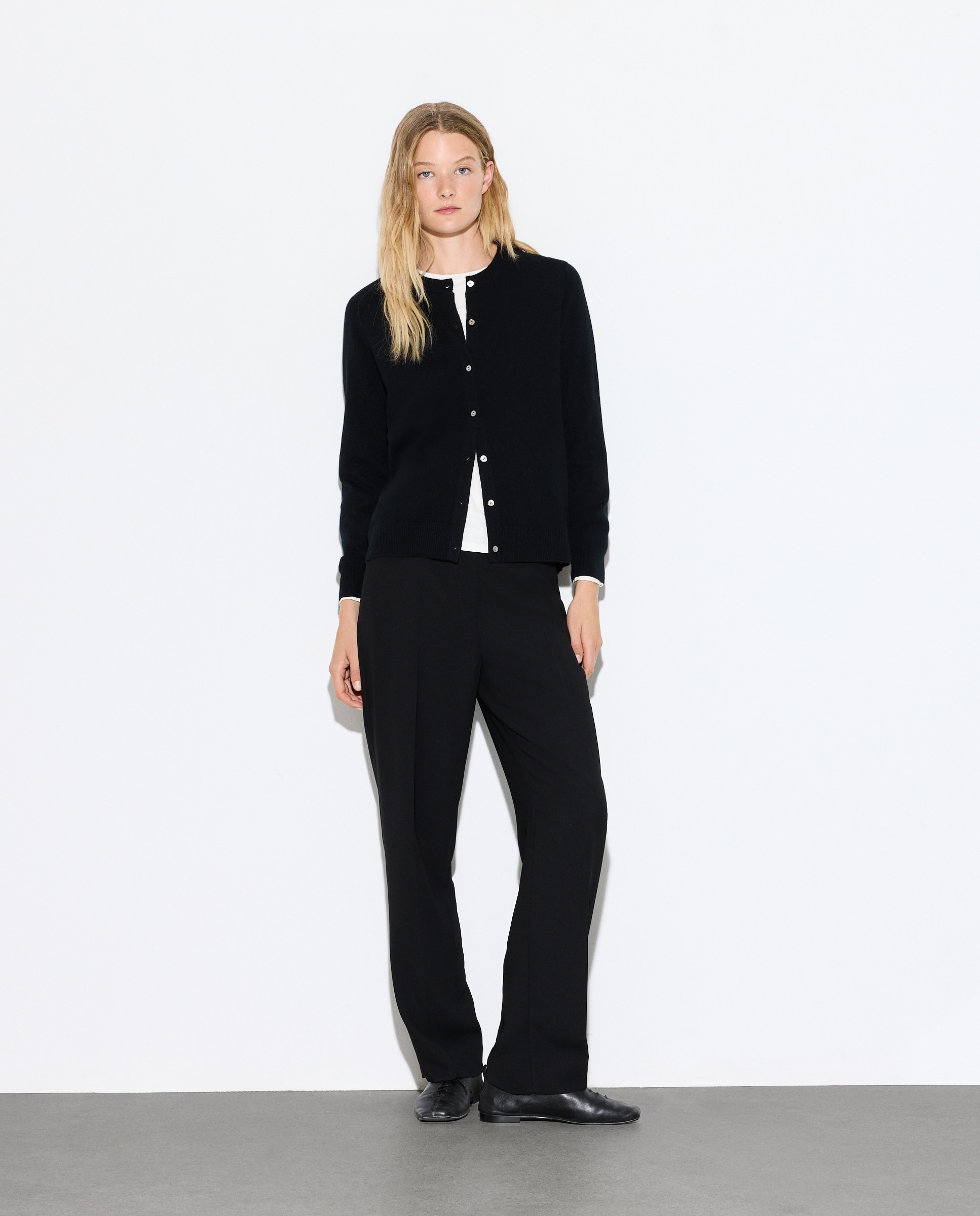 Imagem 0 de Casaco de Malha 100% Caxemira com Decote Redondo