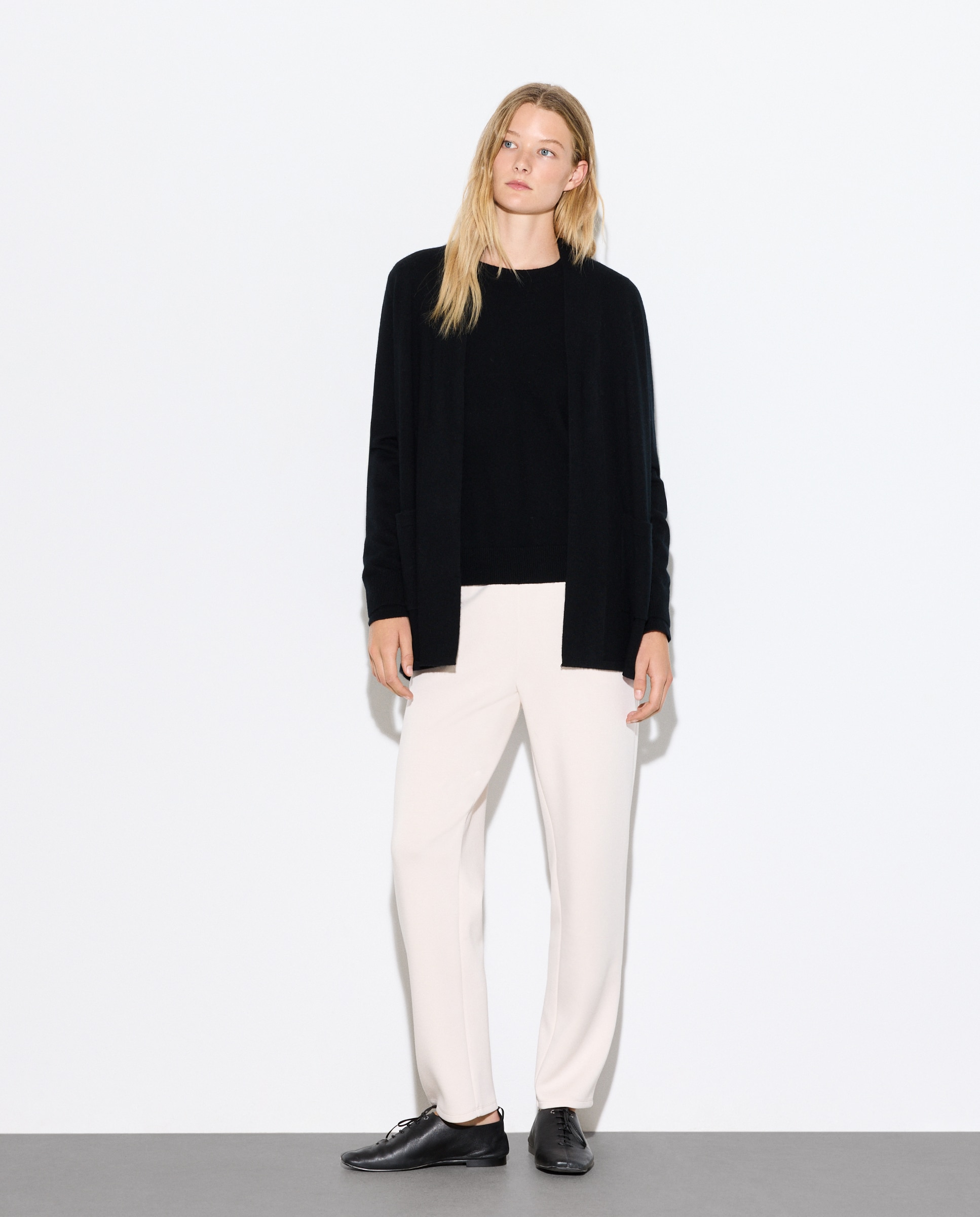 Casaco de Malha Relaxed 100% Caxemira Preto-1