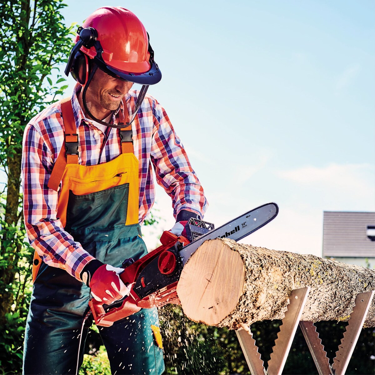 Motosserra Elétrica - 1800 W Vermelho / Preto-10