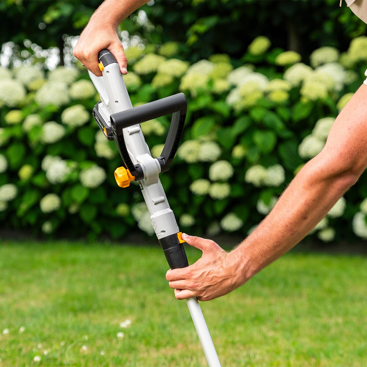 Recortabordes batería 18V Gris-4